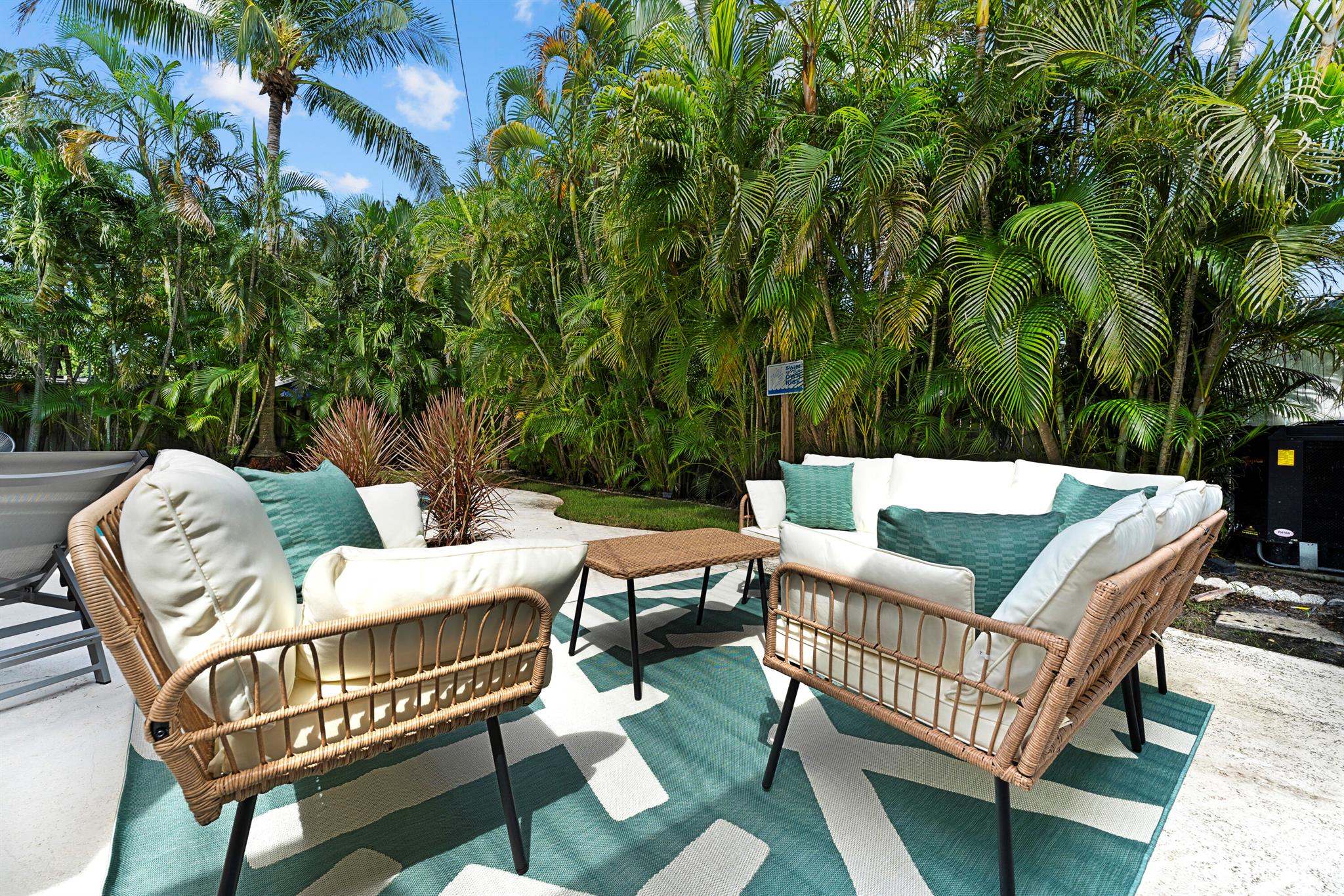 GARDENS THE - Residential Lease