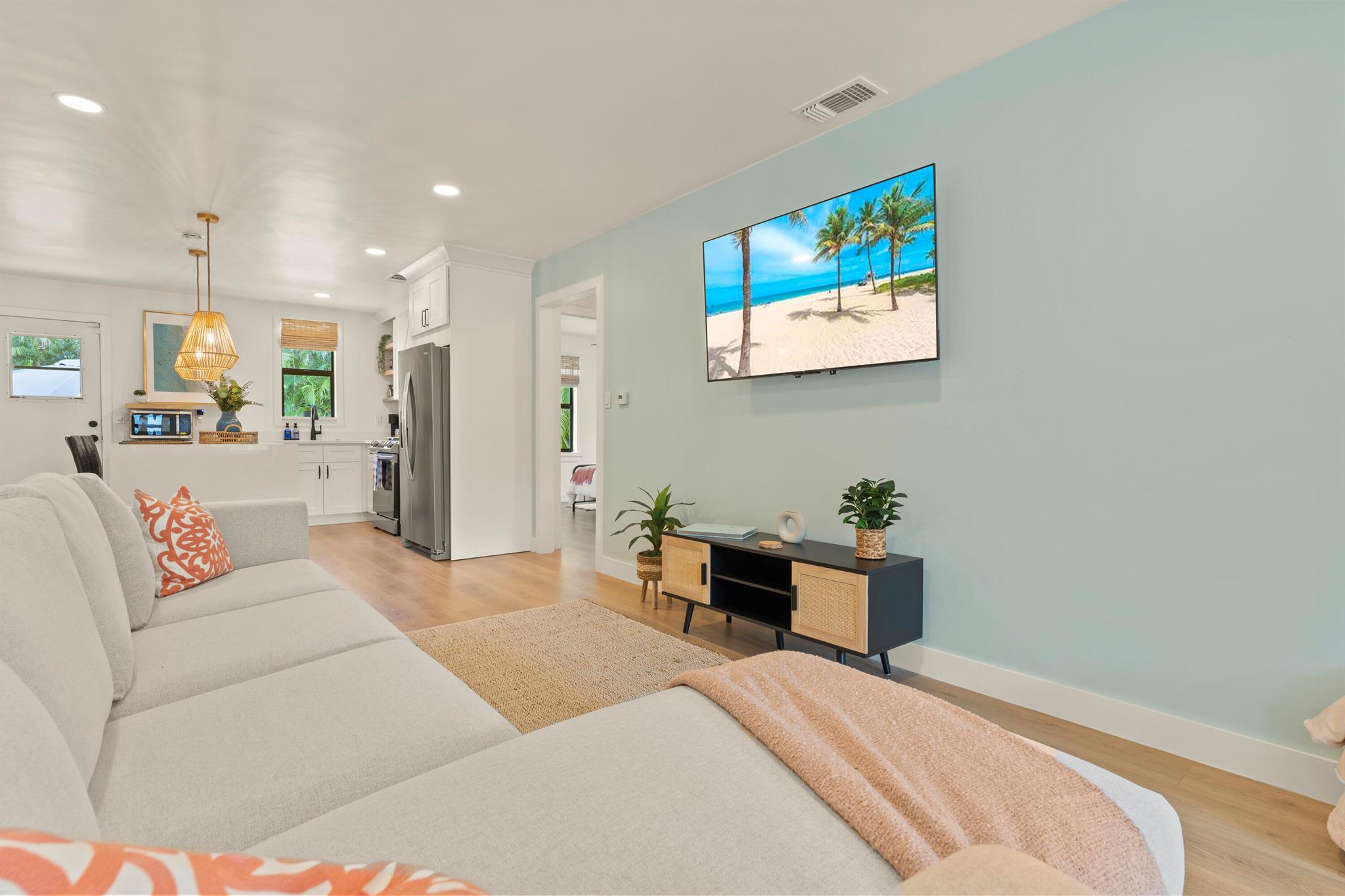 GARDENS THE - Residential Lease