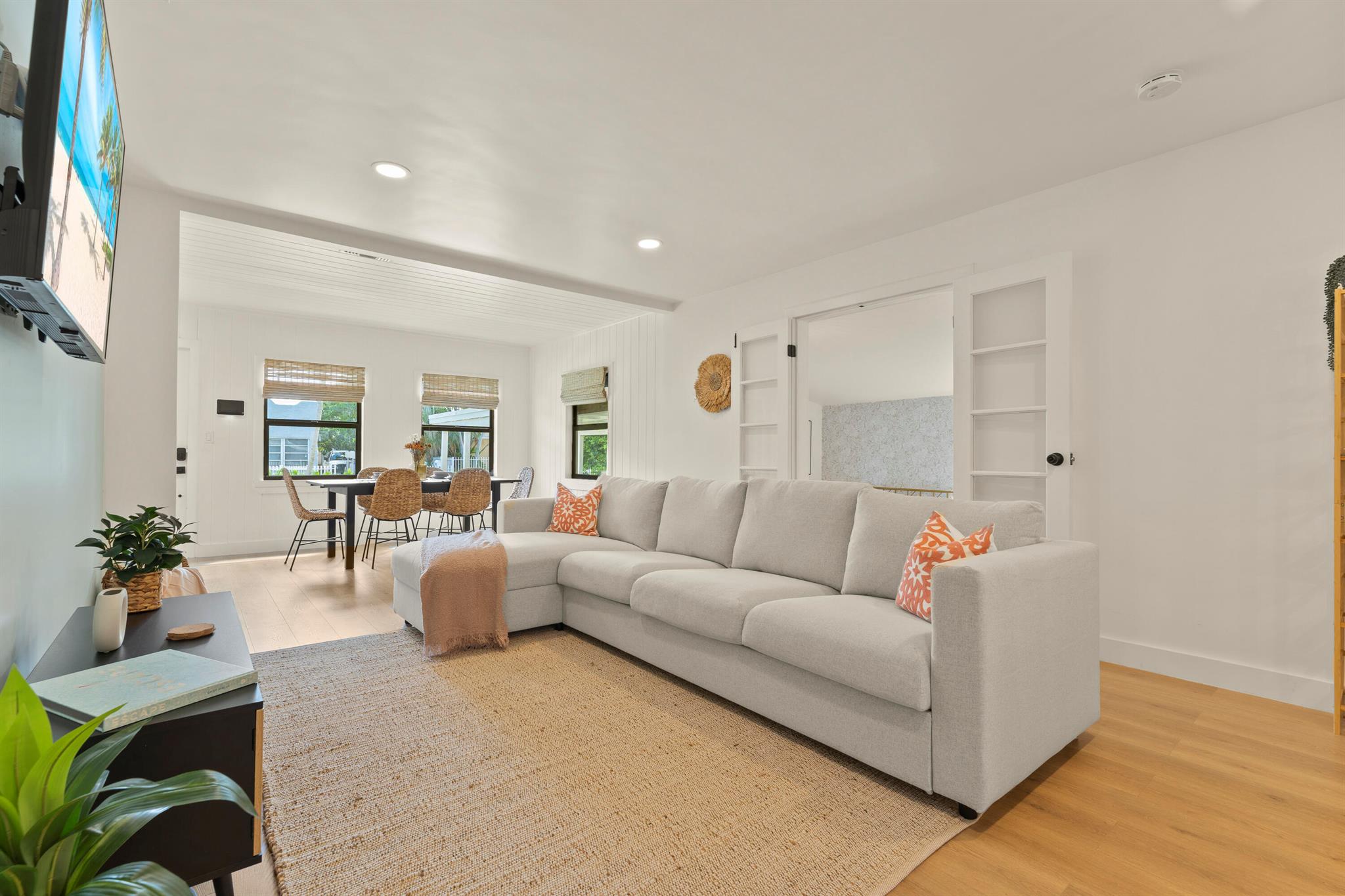 GARDENS THE - Residential Lease