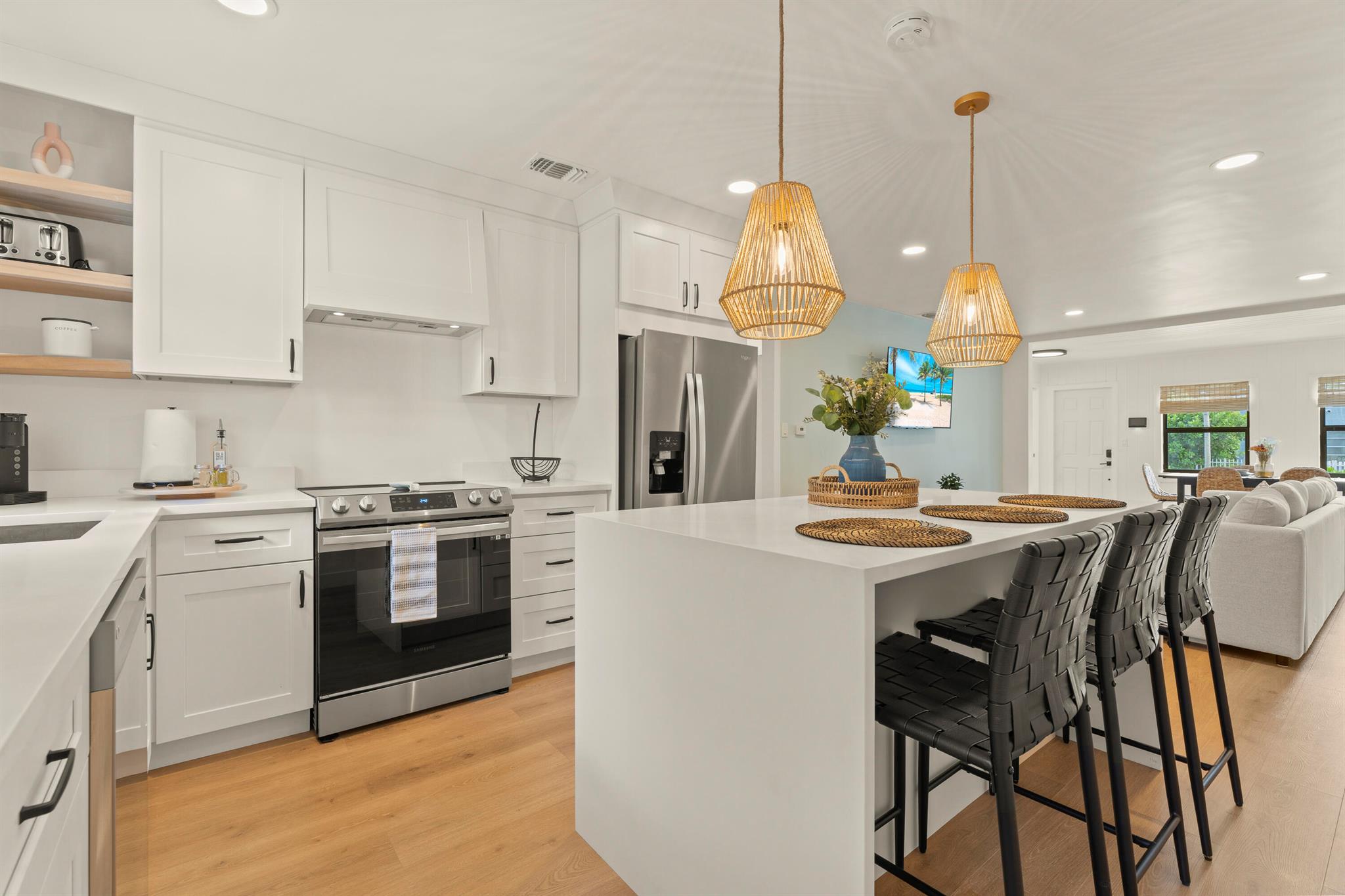 GARDENS THE - Residential Lease