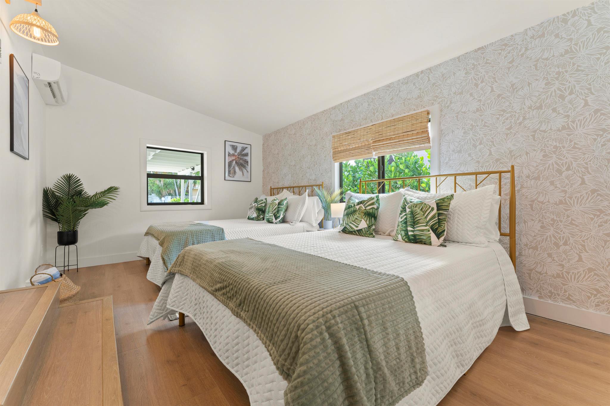 GARDENS THE - Residential Lease