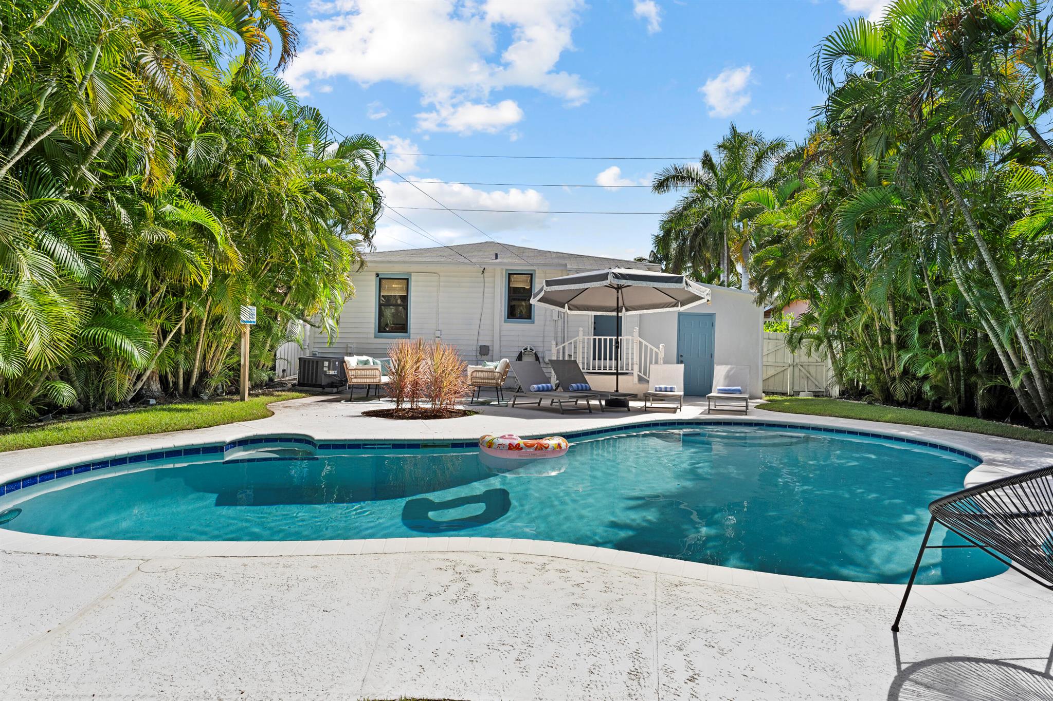 GARDENS THE - Residential Lease