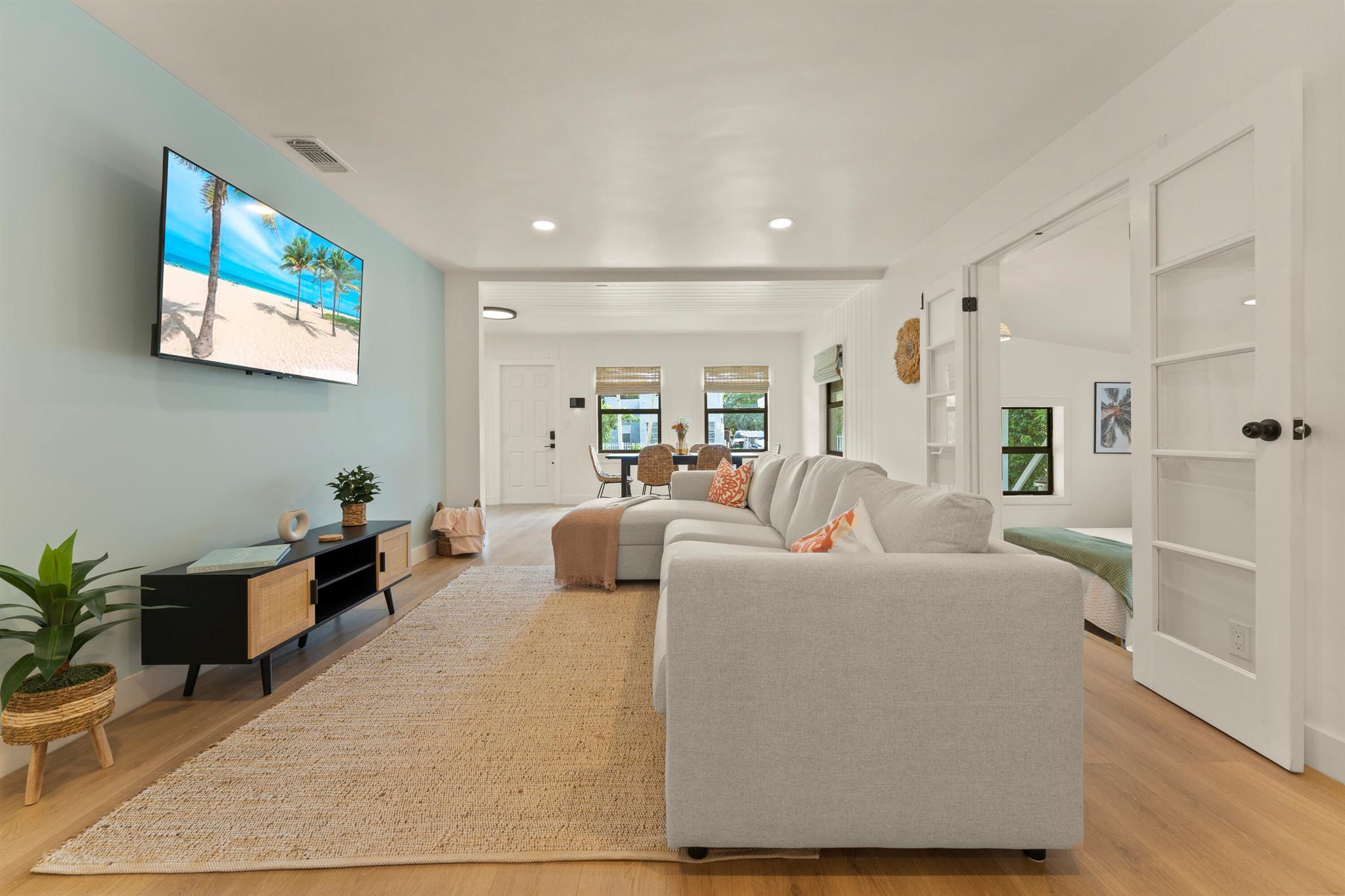 GARDENS THE - Residential Lease