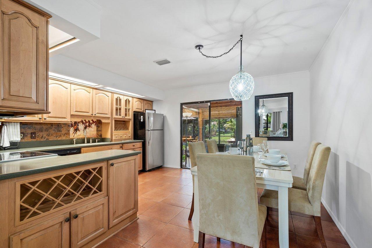 SOUTH SHORE 1 OF WELLINGTON - Residential Lease