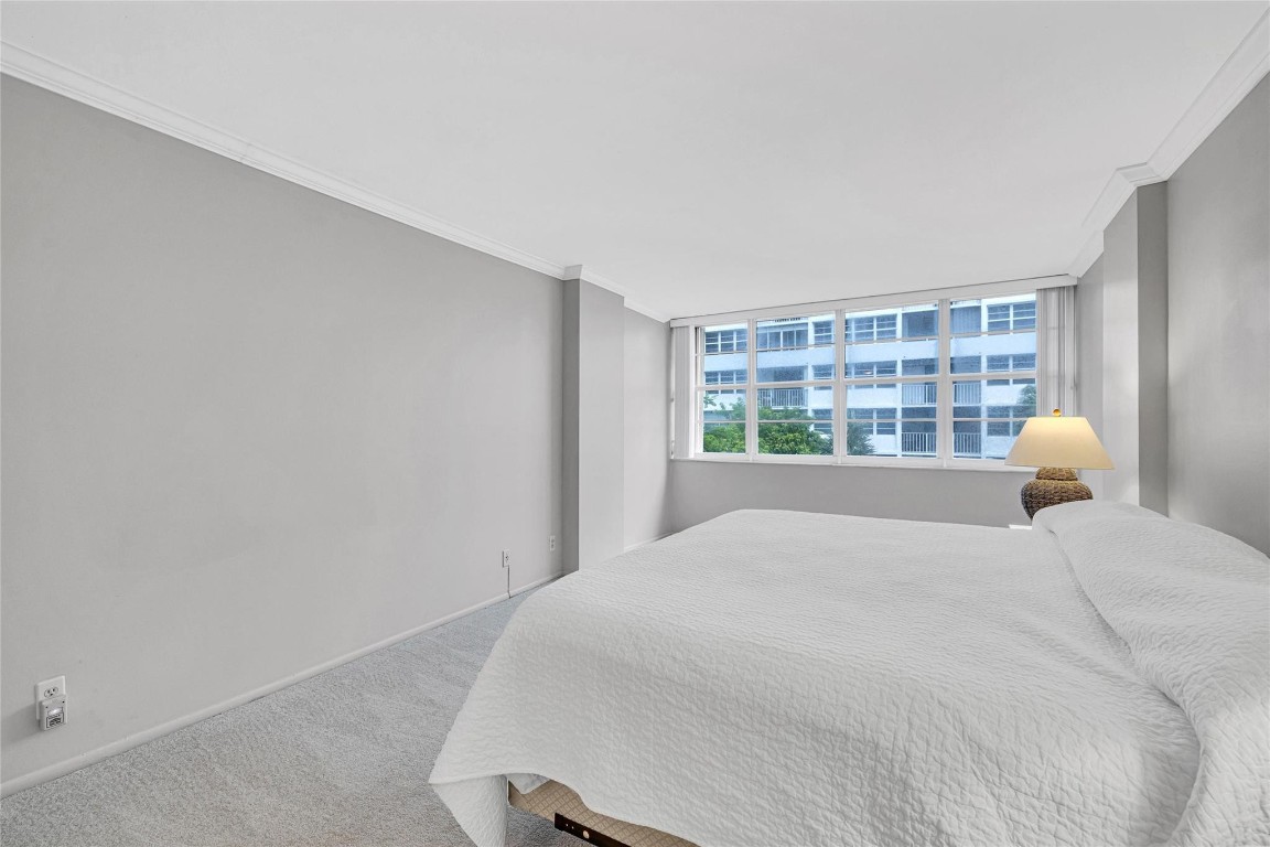 EAST POINT TOWERS - Residential