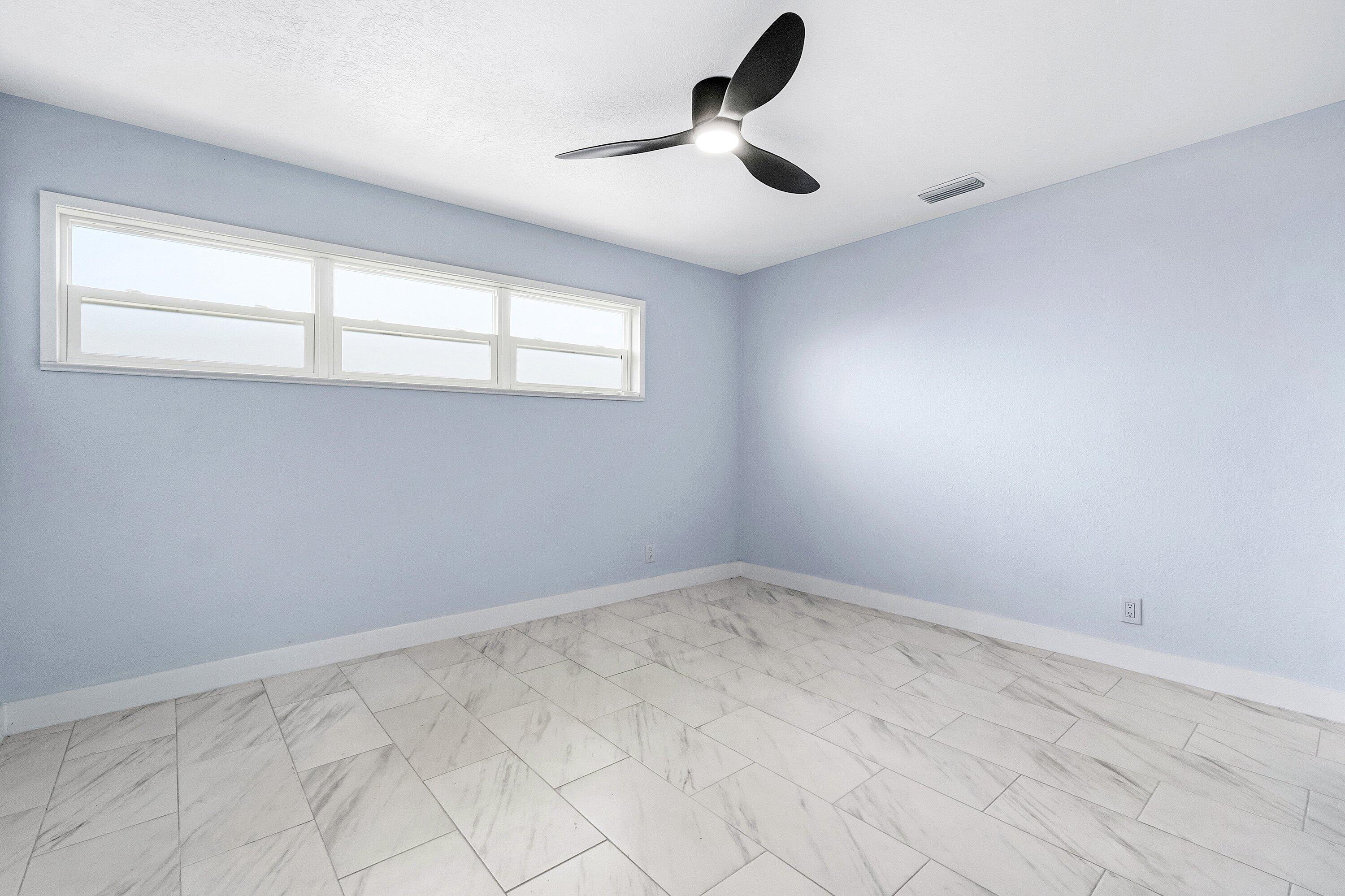 ENGLEWOOD MANOR - Residential