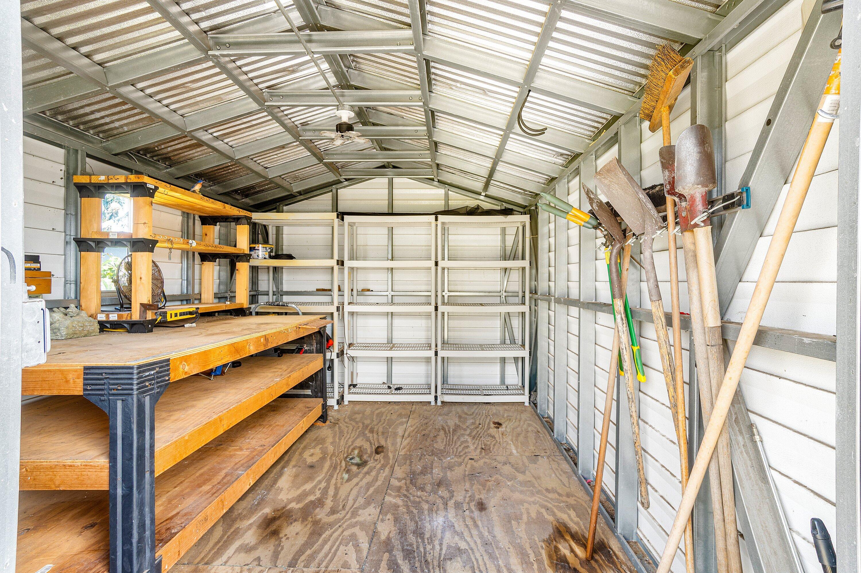 ENGLEWOOD MANOR - Residential