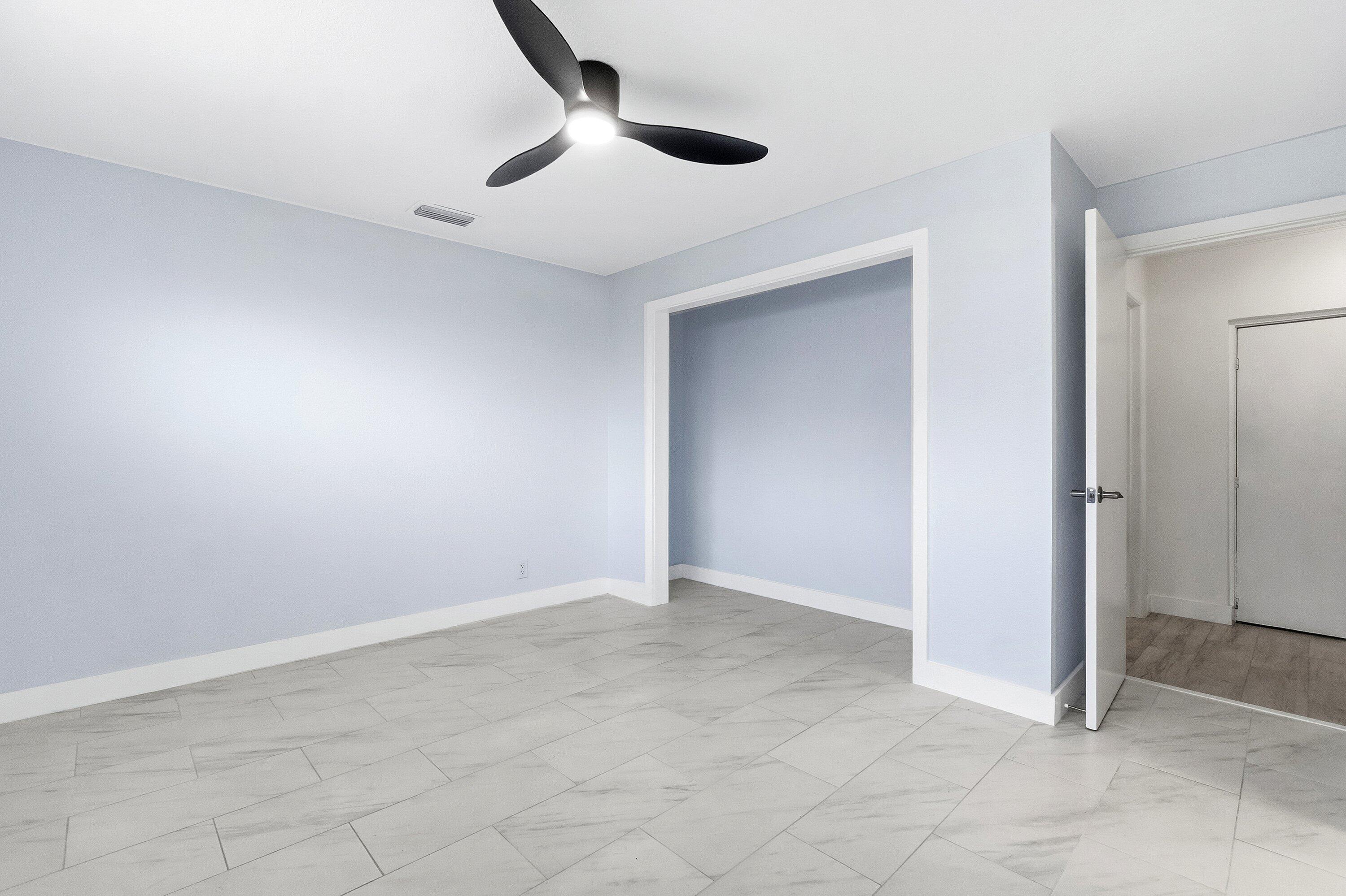 ENGLEWOOD MANOR - Residential