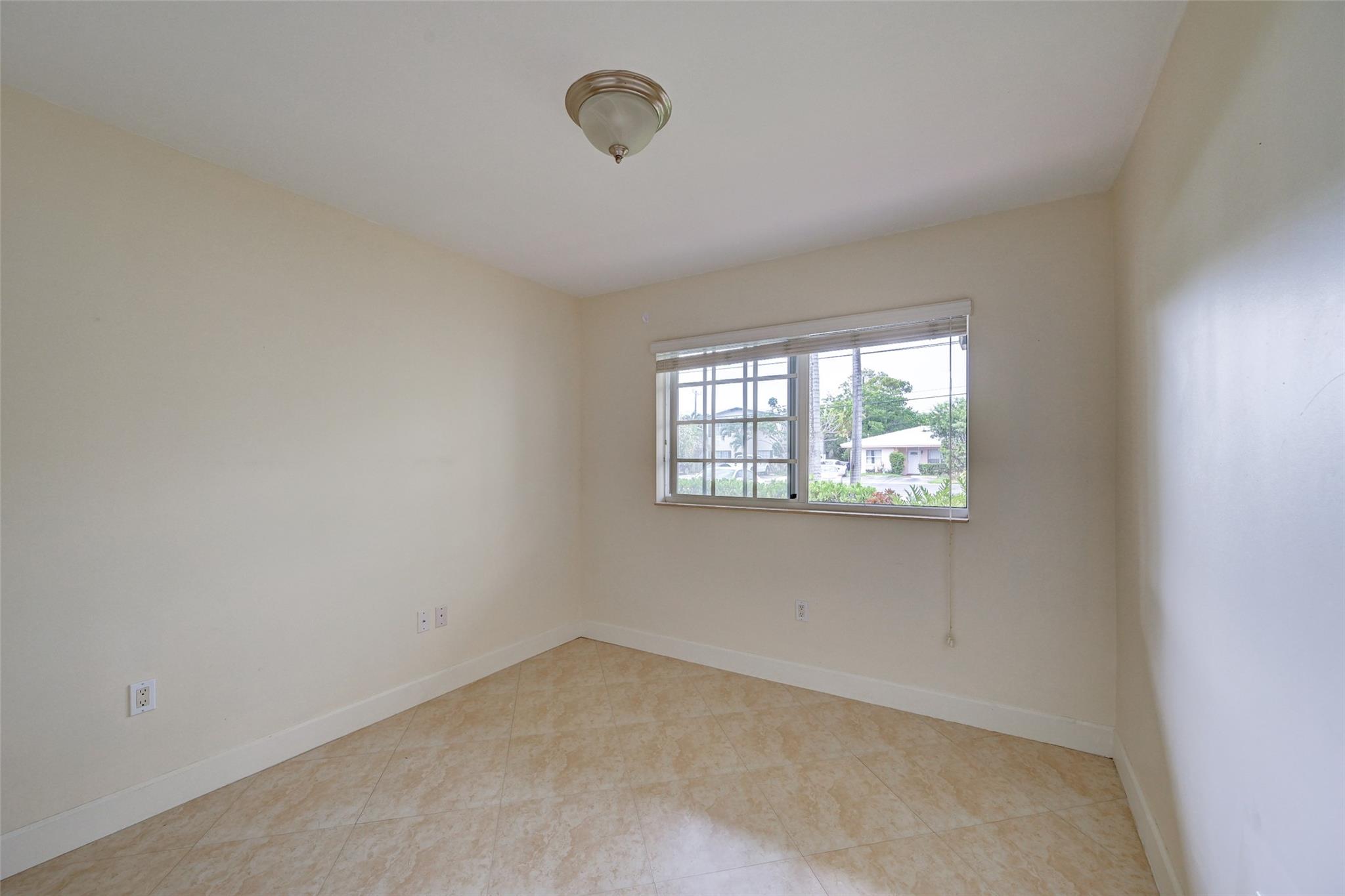 Boulevard Park Isles Sec - Residential Lease