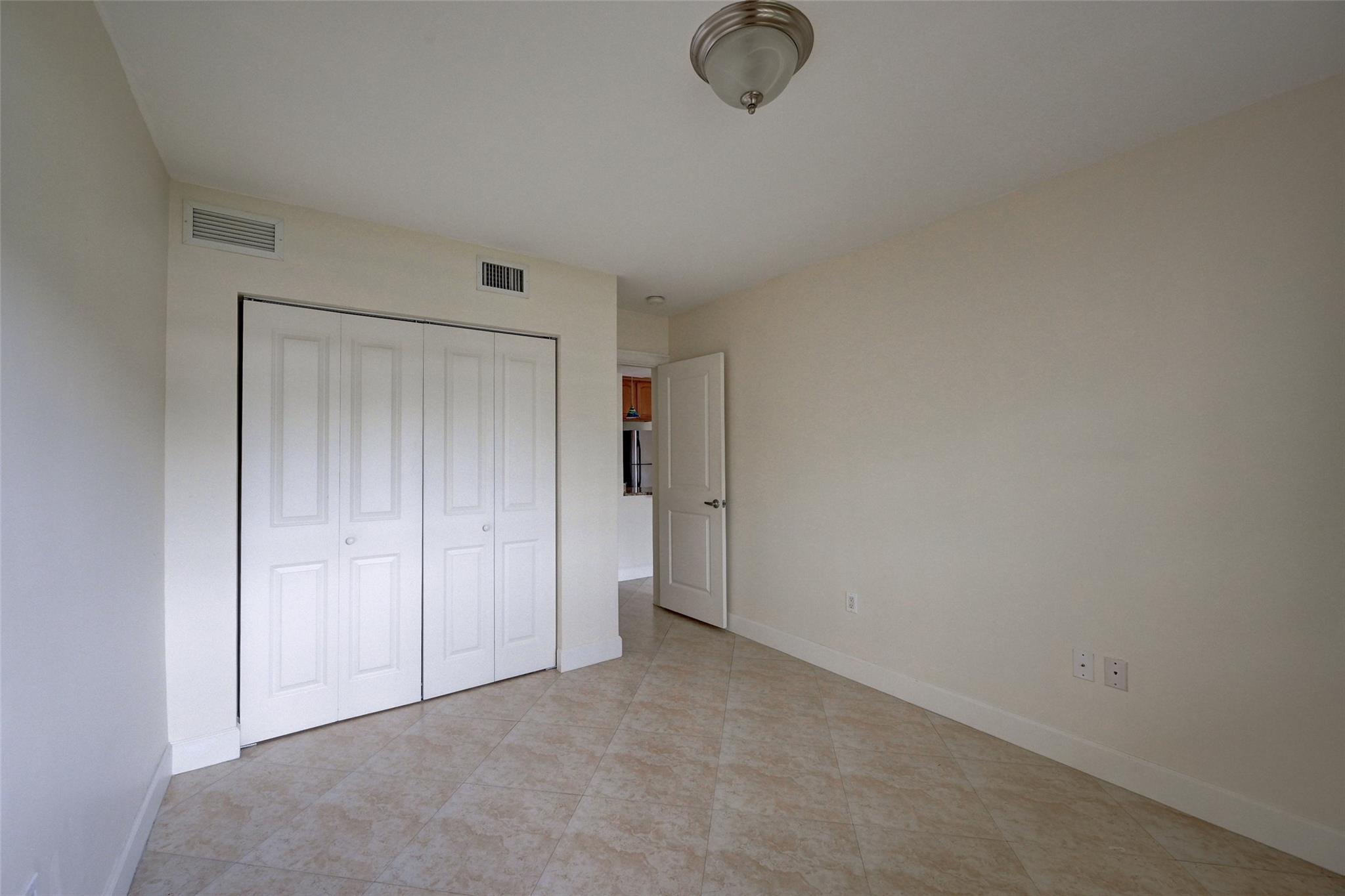 Boulevard Park Isles Sec - Residential Lease