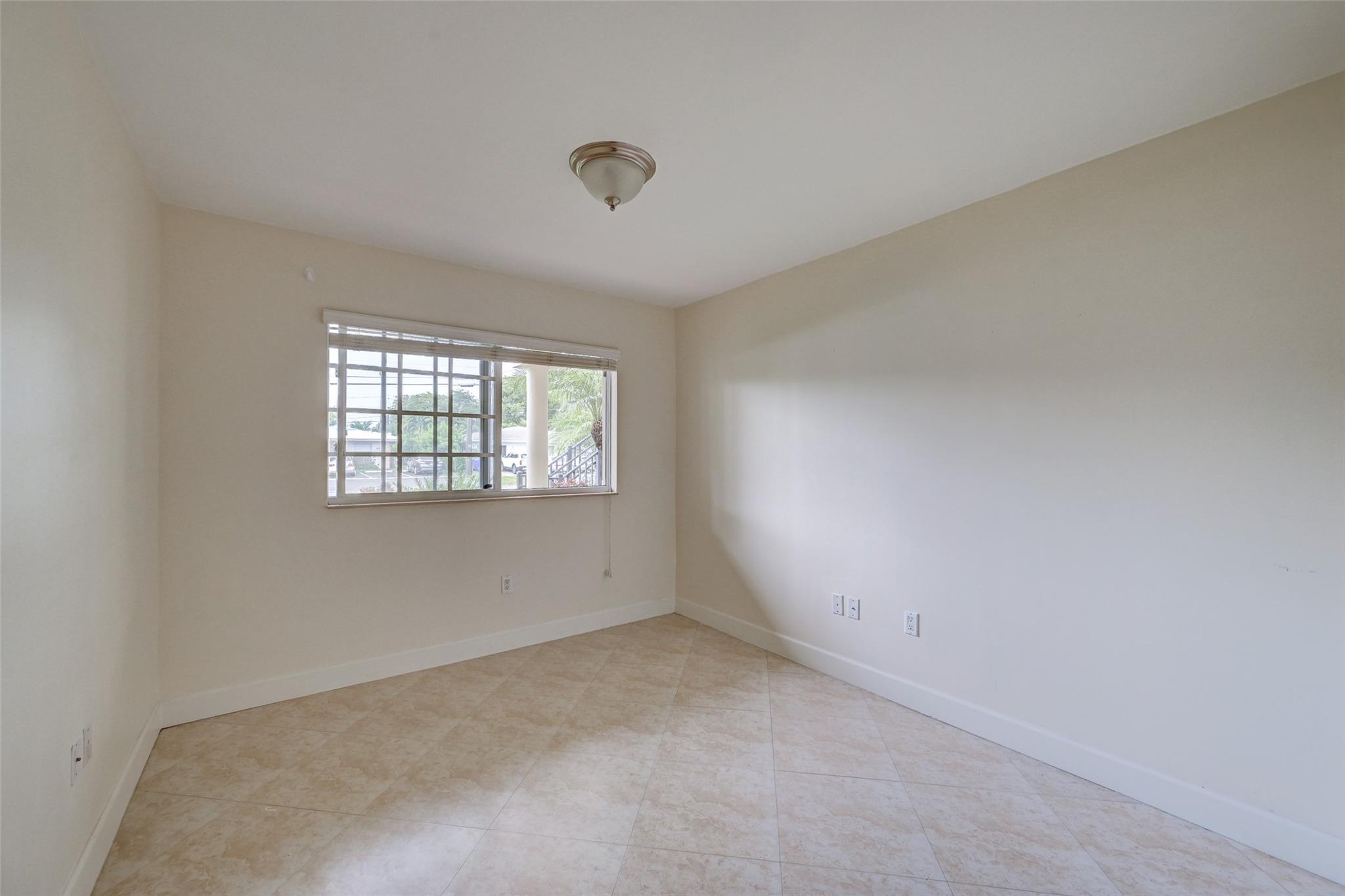 Boulevard Park Isles Sec - Residential Lease