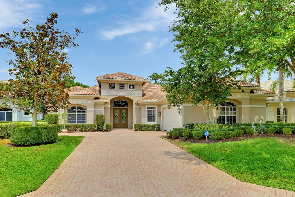 Photo of 8708 Bally Bunion Road, Port Saint Lucie, FL 34986 (MLS # R10988968)