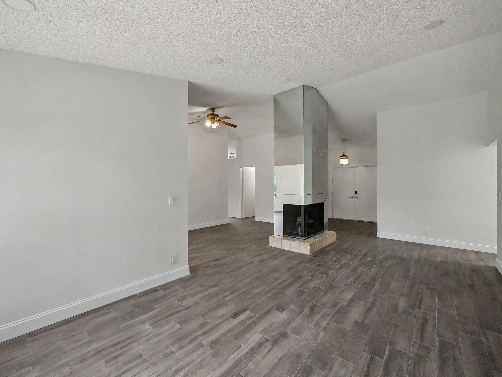 LAKES OF SHERBROOKE PH 4 - Residential