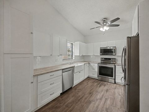 Tiny photo for 8411 White Egret Way, Lake Worth, FL 33467 (MLS # B26006978)