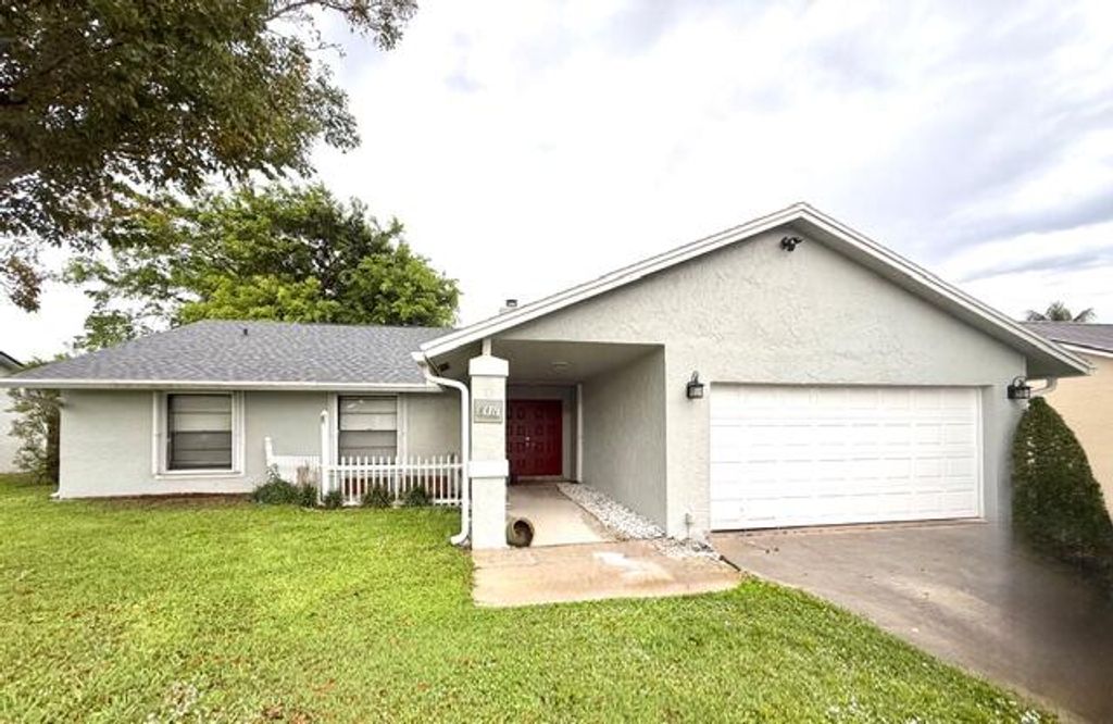 Photo of 8411 White Egret Way, Lake Worth, FL 33467 (MLS # B26006978)