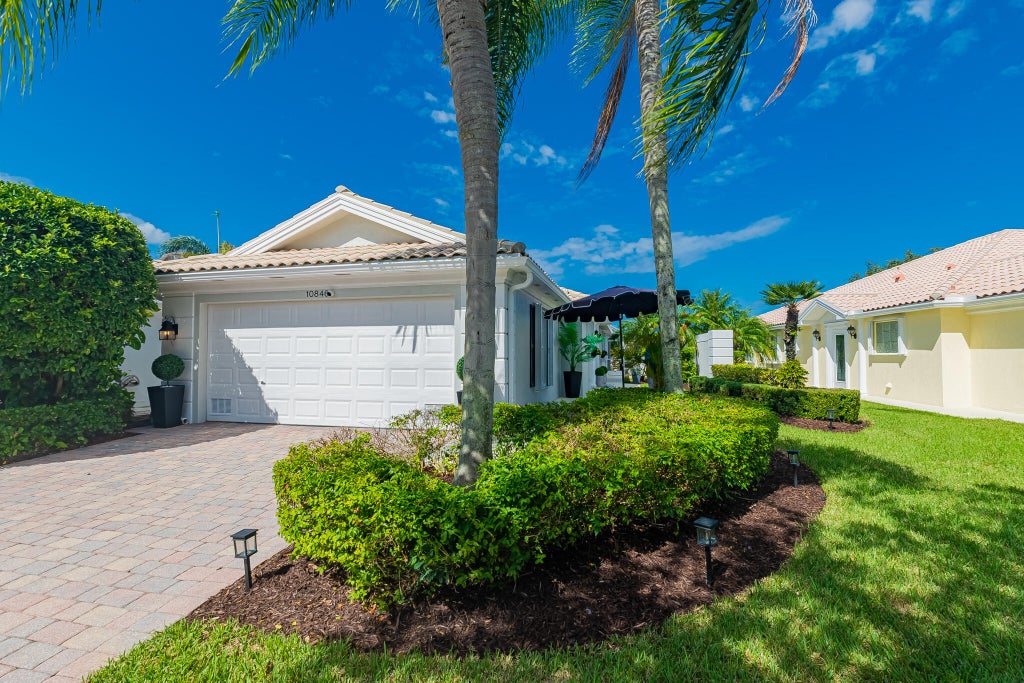 Photo of 10846 SW Elsinore Drive, Port Saint Lucie, FL 34987 (MLS # B26076998)