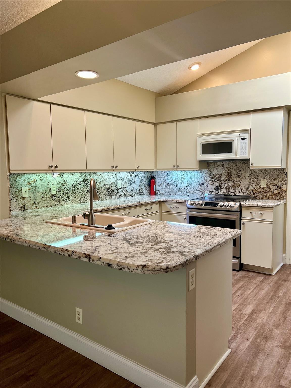 Town Place Club Villas - Residential