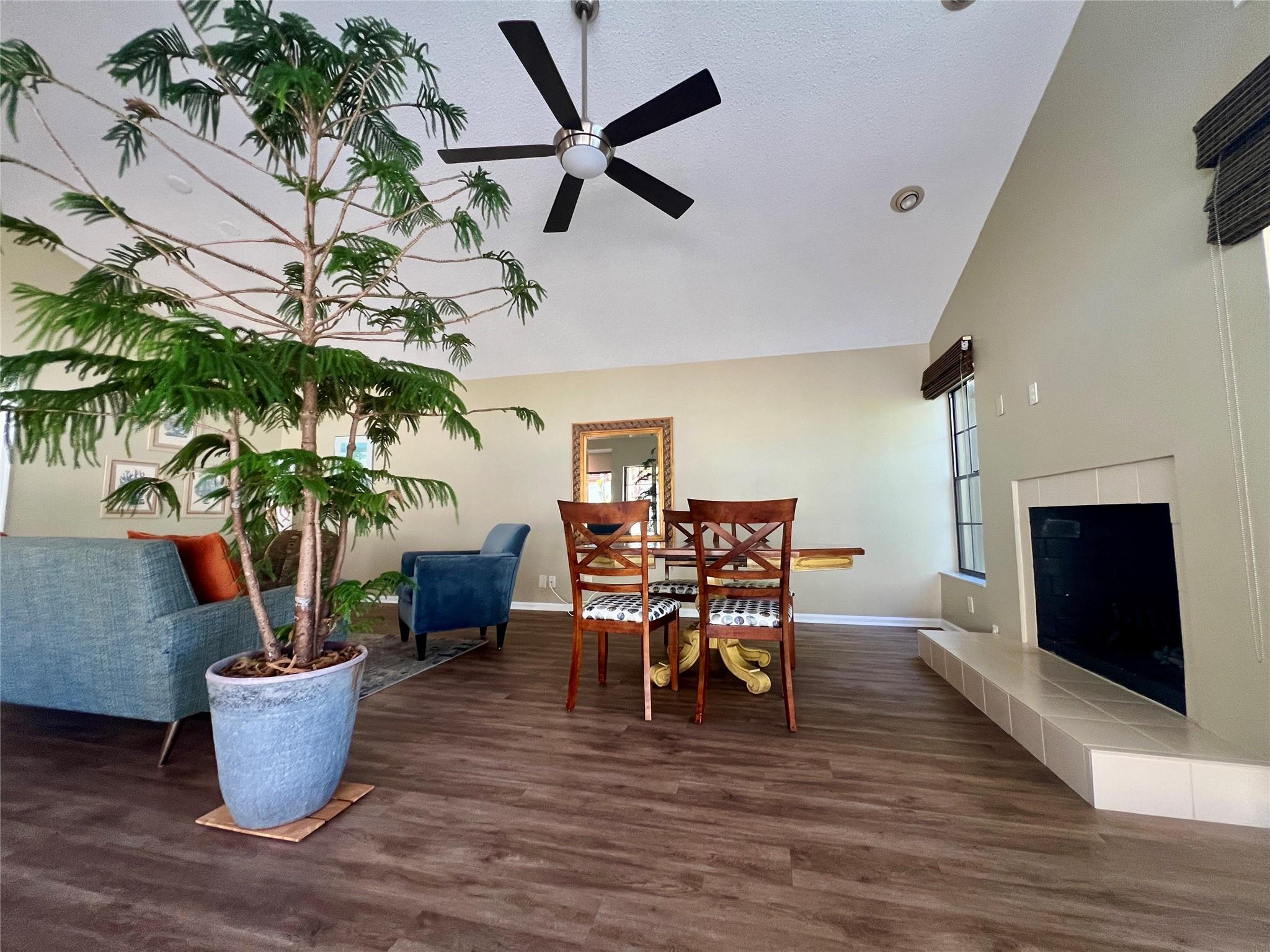 Town Place Club Villas - Residential