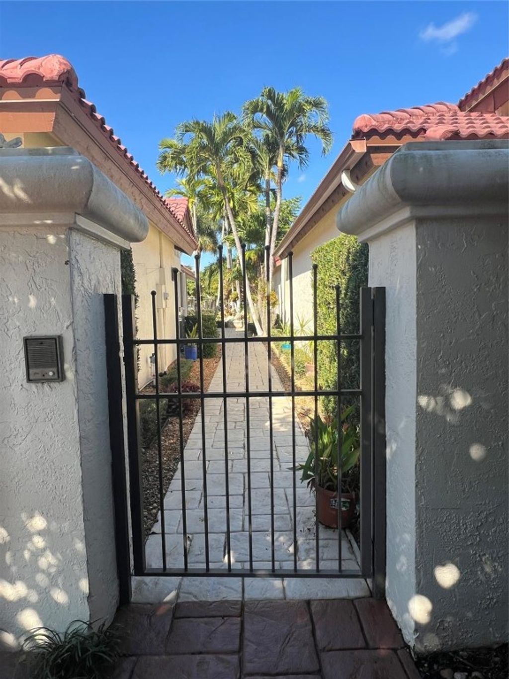 Photo of 21856 Town Place Drive, Boca Raton, FL 33433 (MLS # F10539319)