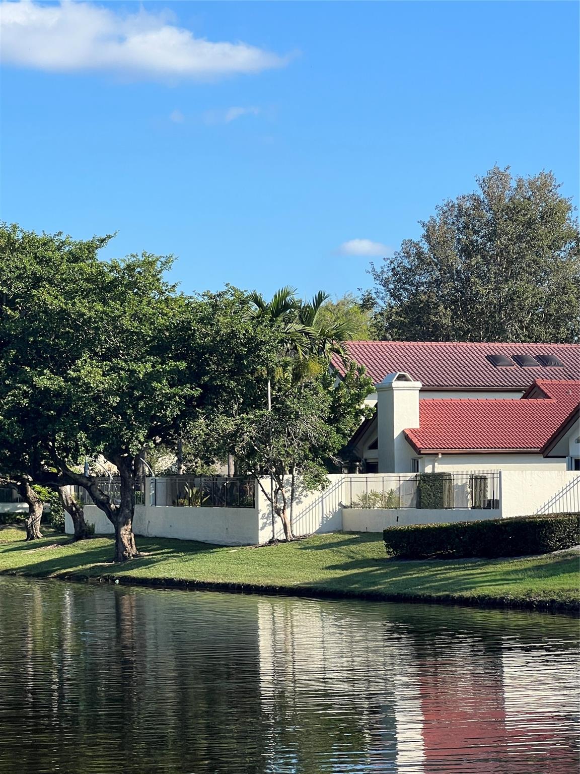 Town Place Club Villas - Residential