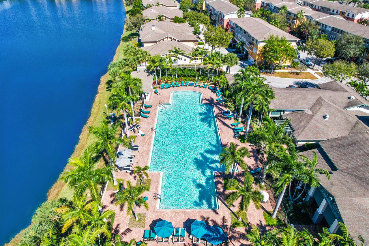 CITYSIDE CONDO - Residential Lease