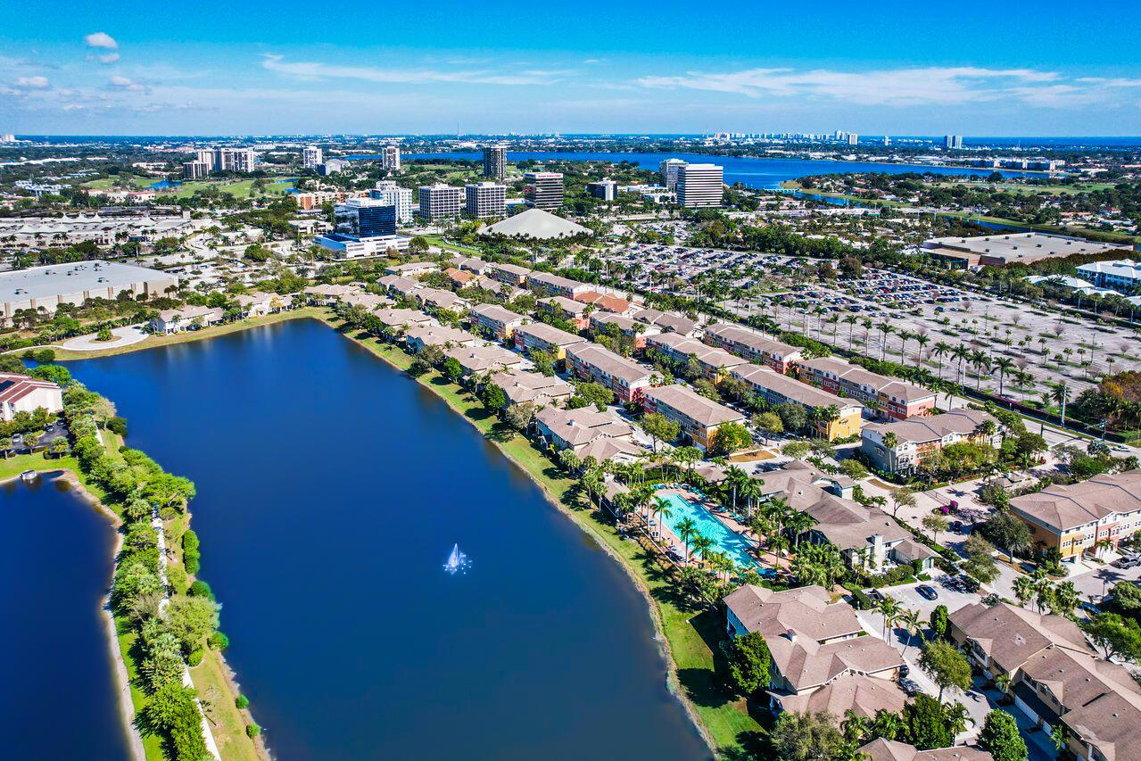 CITYSIDE CONDO - Residential Lease