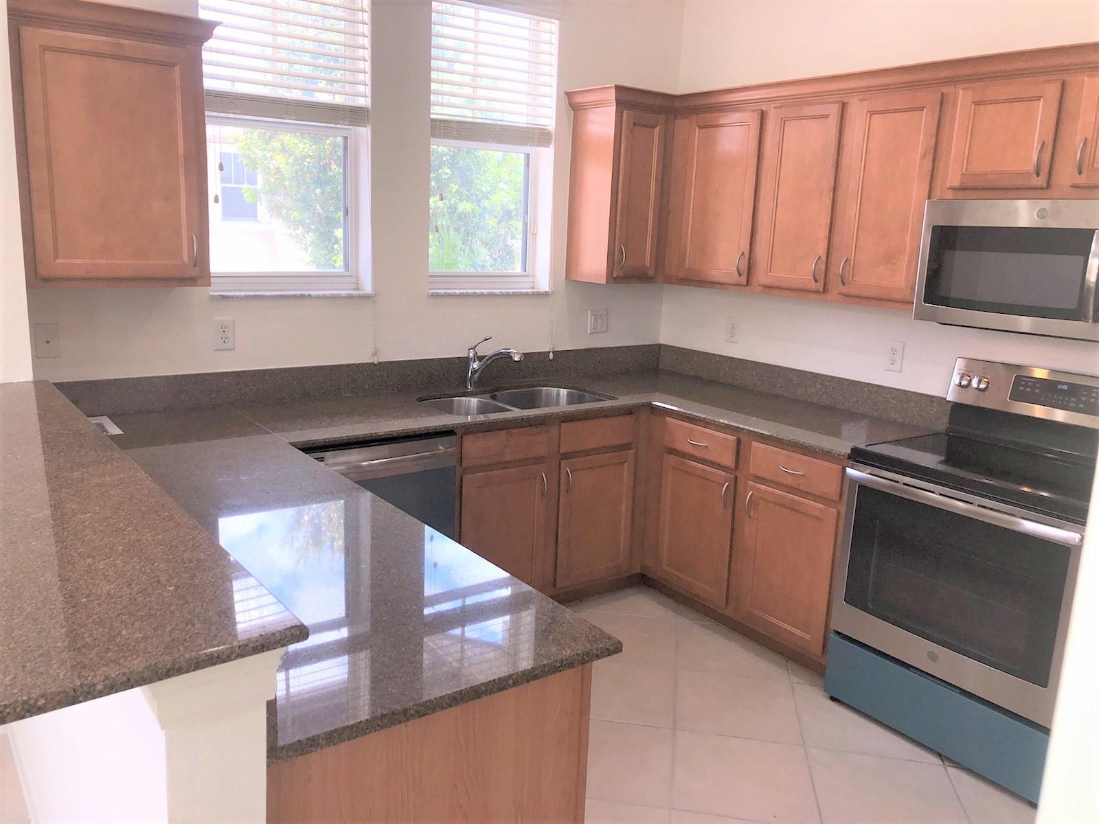 CITYSIDE CONDO - Residential Lease