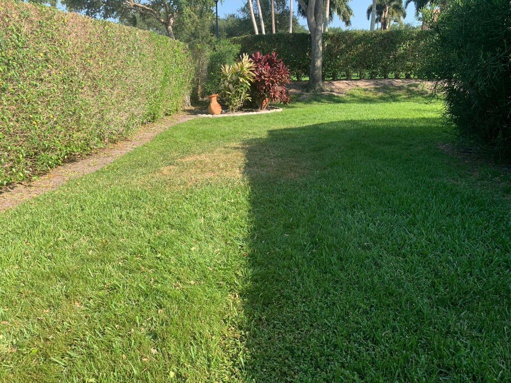 Photo of 7642 New Ellenton Drive, Boynton Beach, FL 33437 (MLS # B26079604)