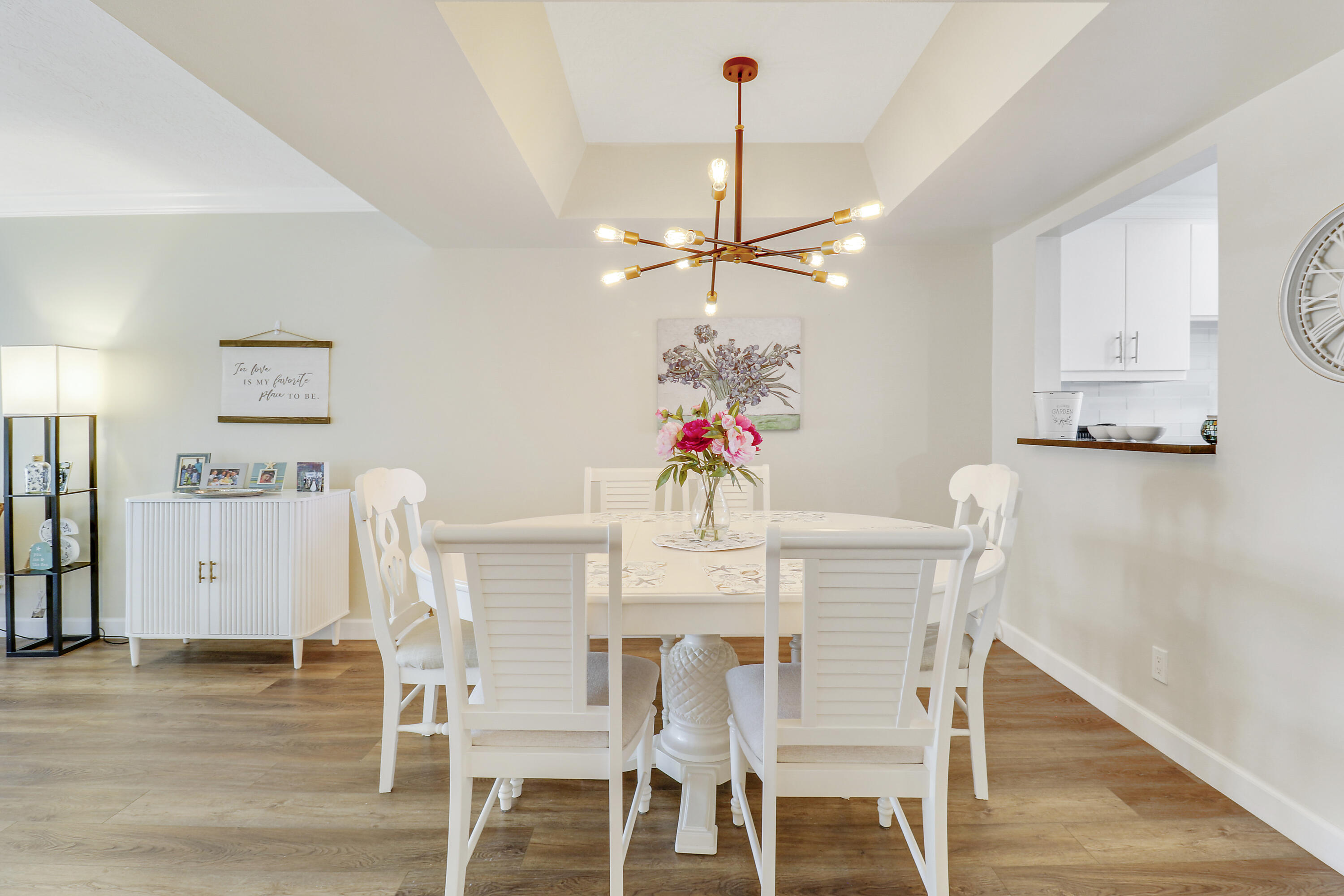 SHUTTERS CONDO - Residential