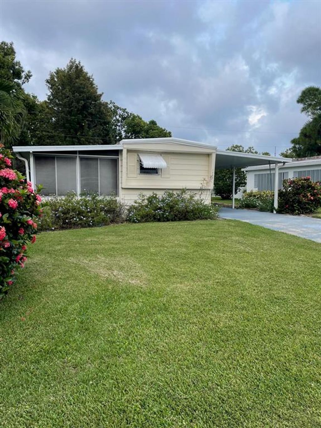 Photo of 7499 SE Eagle Avenue, Hobe Sound, FL 33455 (MLS # R10856925)