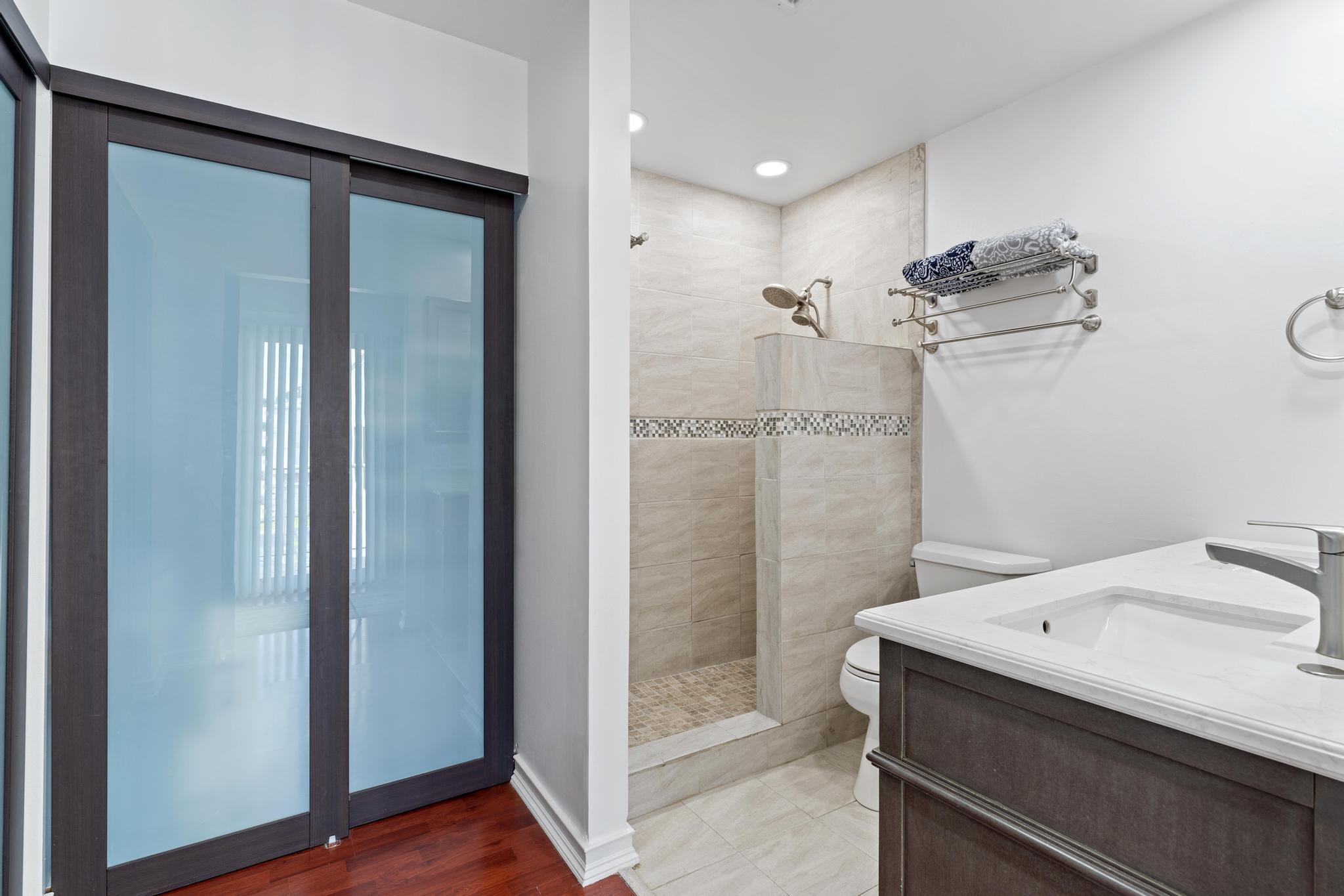 FRENCH QUARTER 2 - Residential