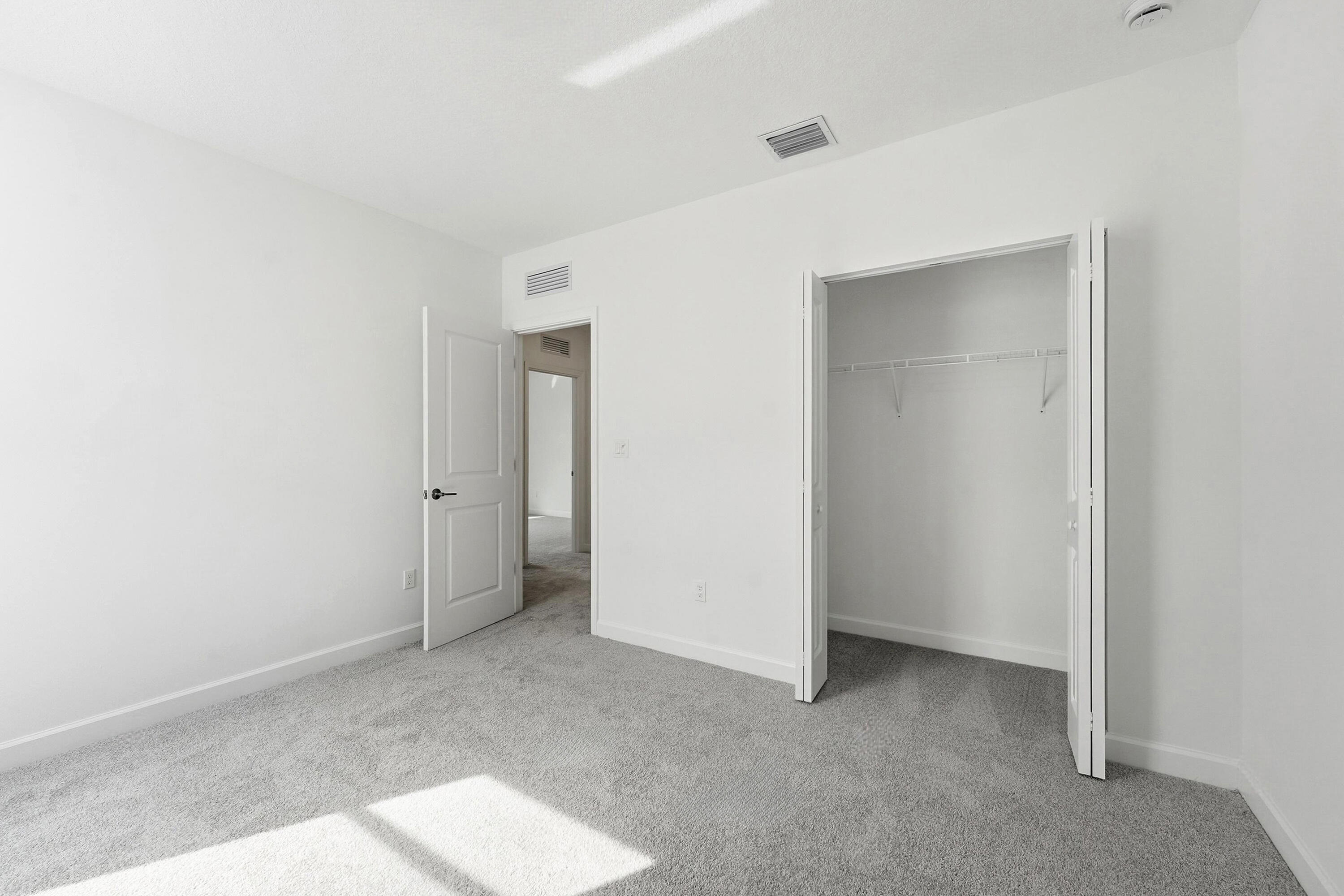 SEAGROVE PUD - Residential Lease