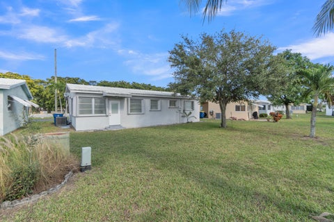 Tiny photo for 3240 SHERIDAN Lane #117, Hollywood, FL 33021 (MLS # B26075146)