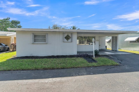 Photo of 3240 SHERIDAN Lane #117, Hollywood, FL 33021 (MLS # B26075146)