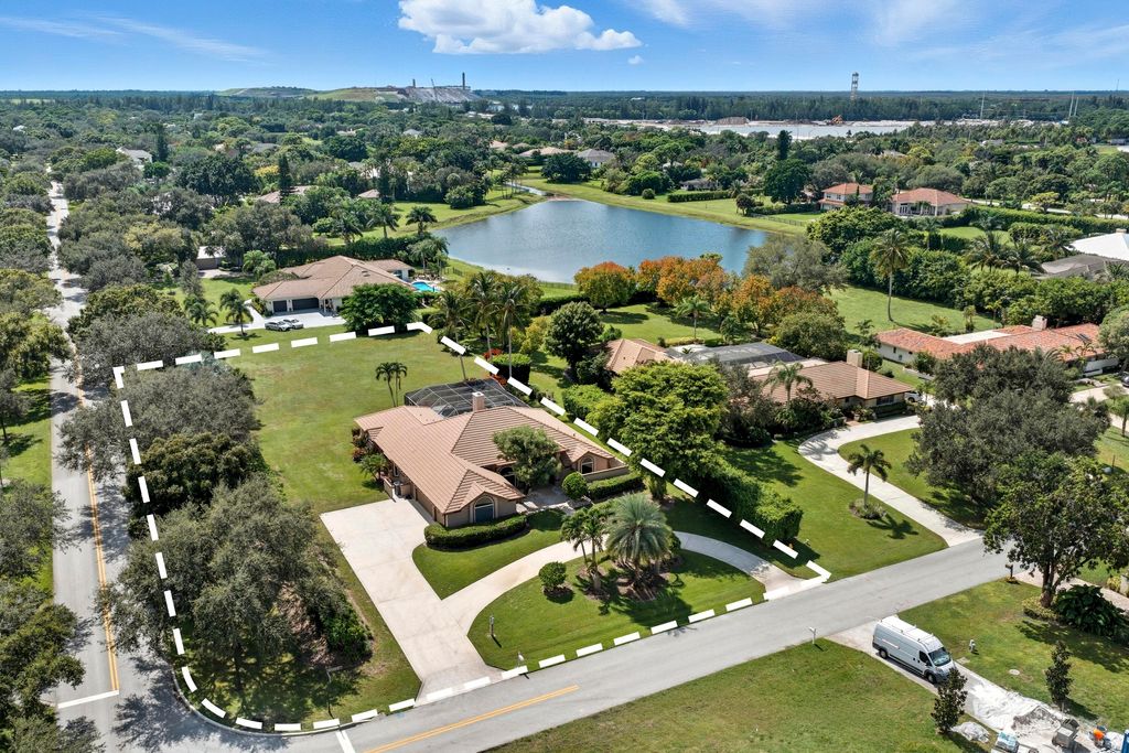 Photo of 8776 Man O War Road, Palm Beach Gardens, FL 33418 (MLS # R11134660)