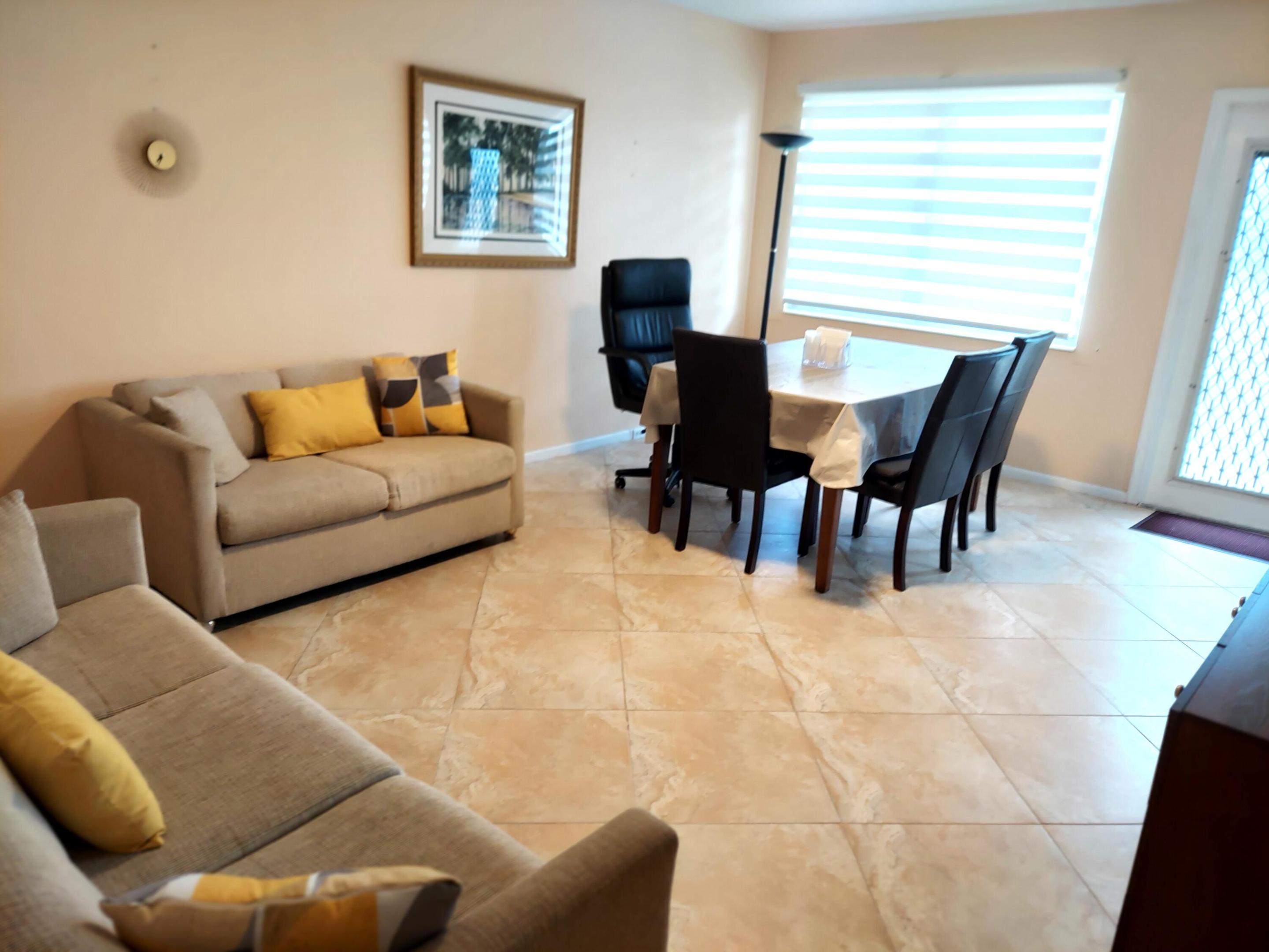 ASHBY D CONDO - Residential