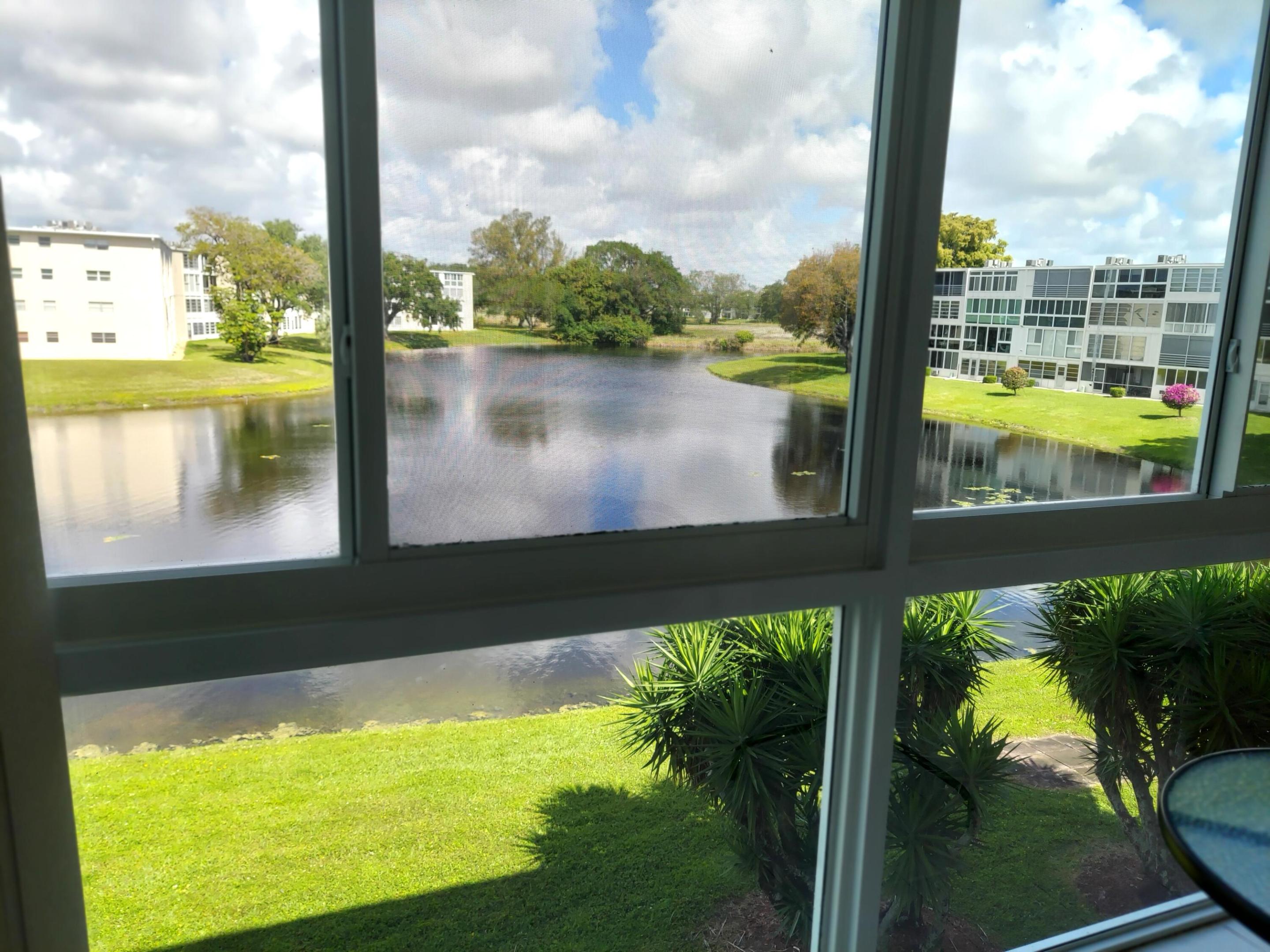 ASHBY D CONDO - Residential