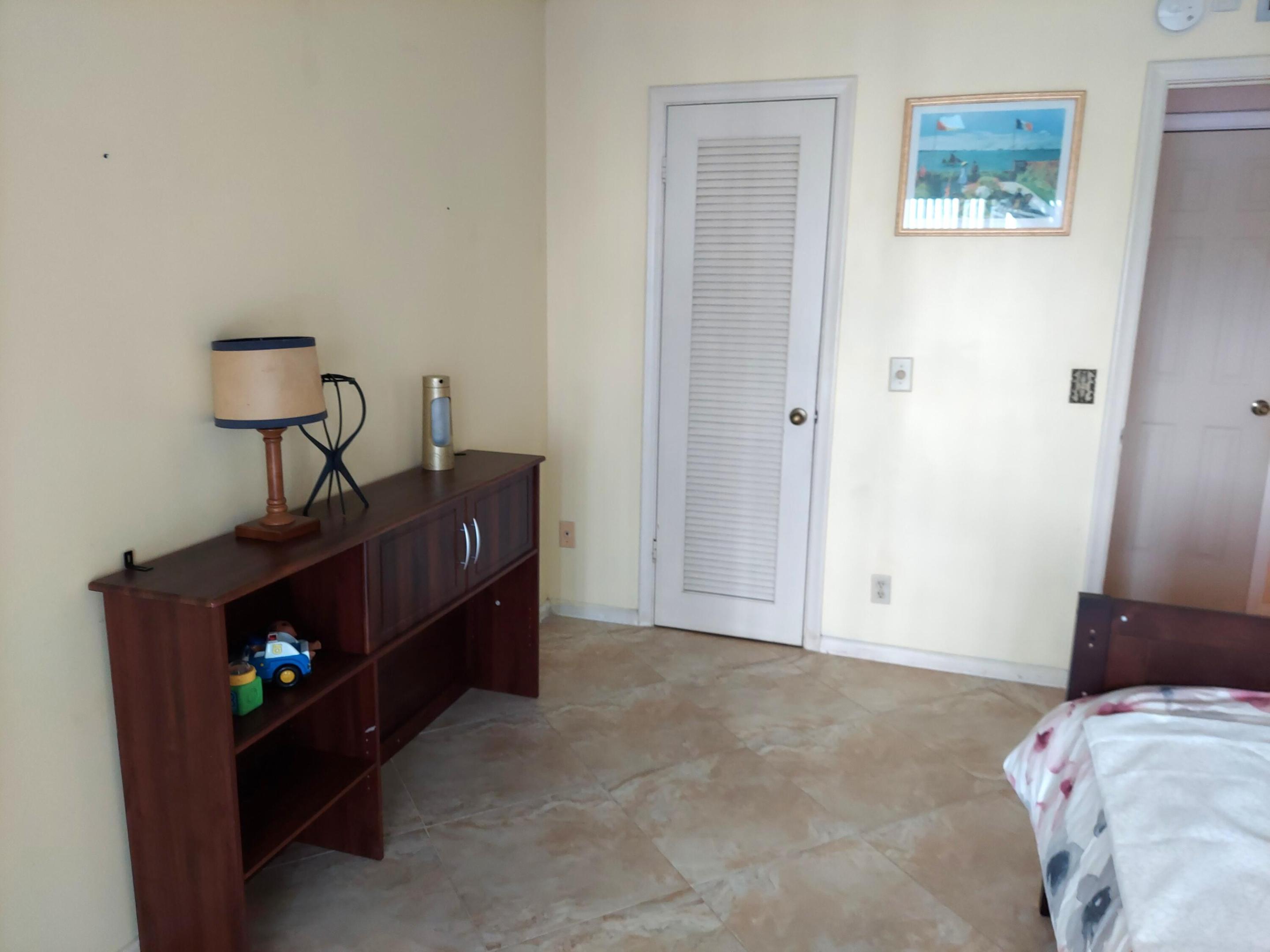 ASHBY D CONDO - Residential