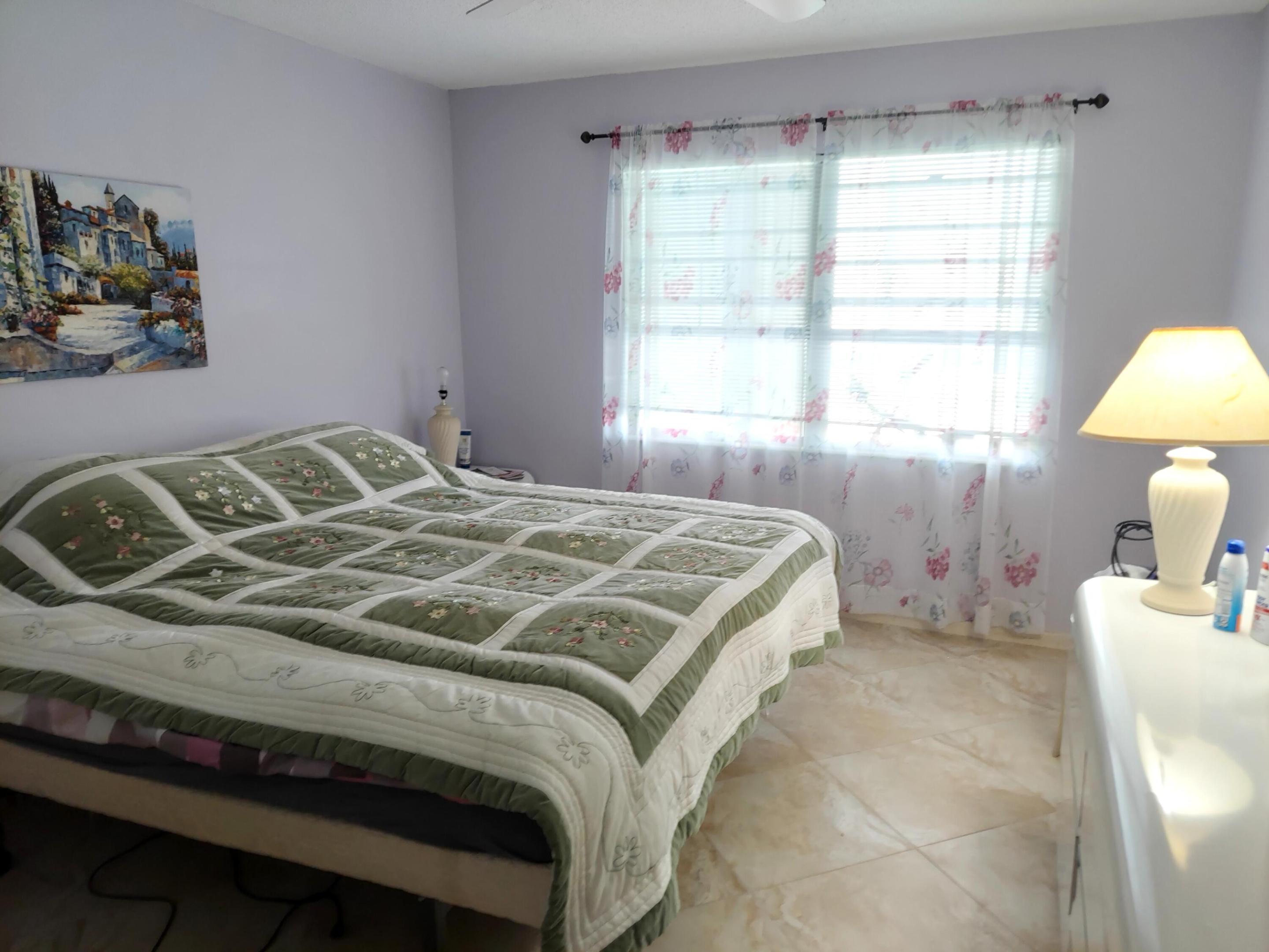 ASHBY D CONDO - Residential