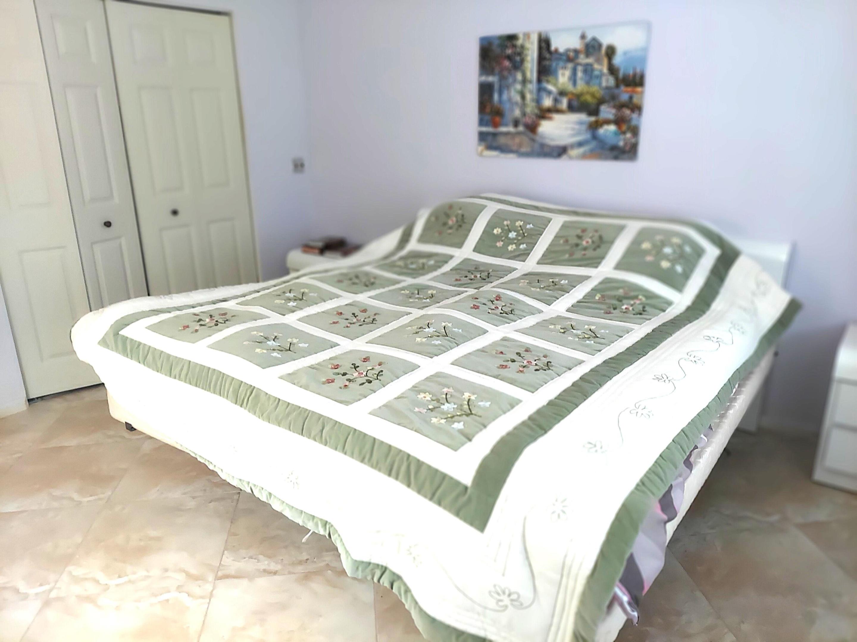 ASHBY D CONDO - Residential