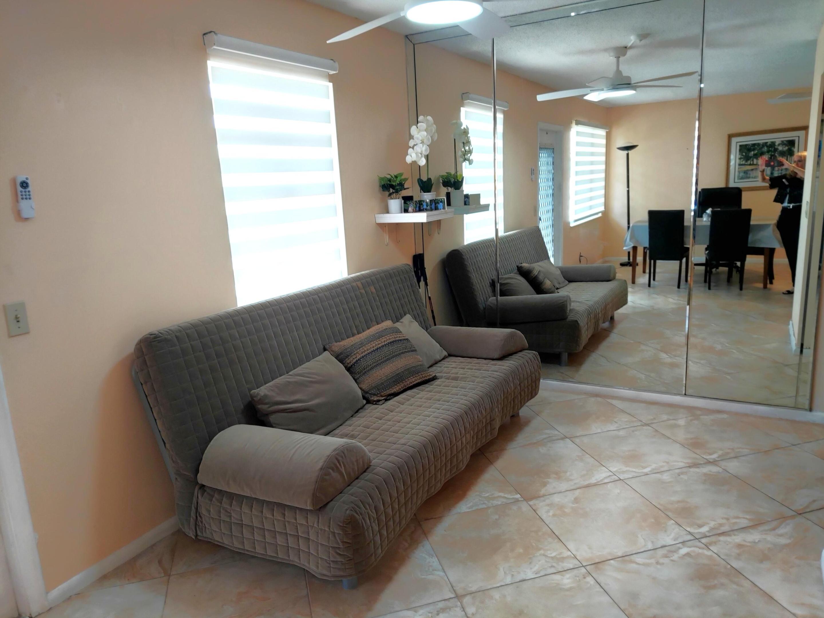 ASHBY D CONDO - Residential