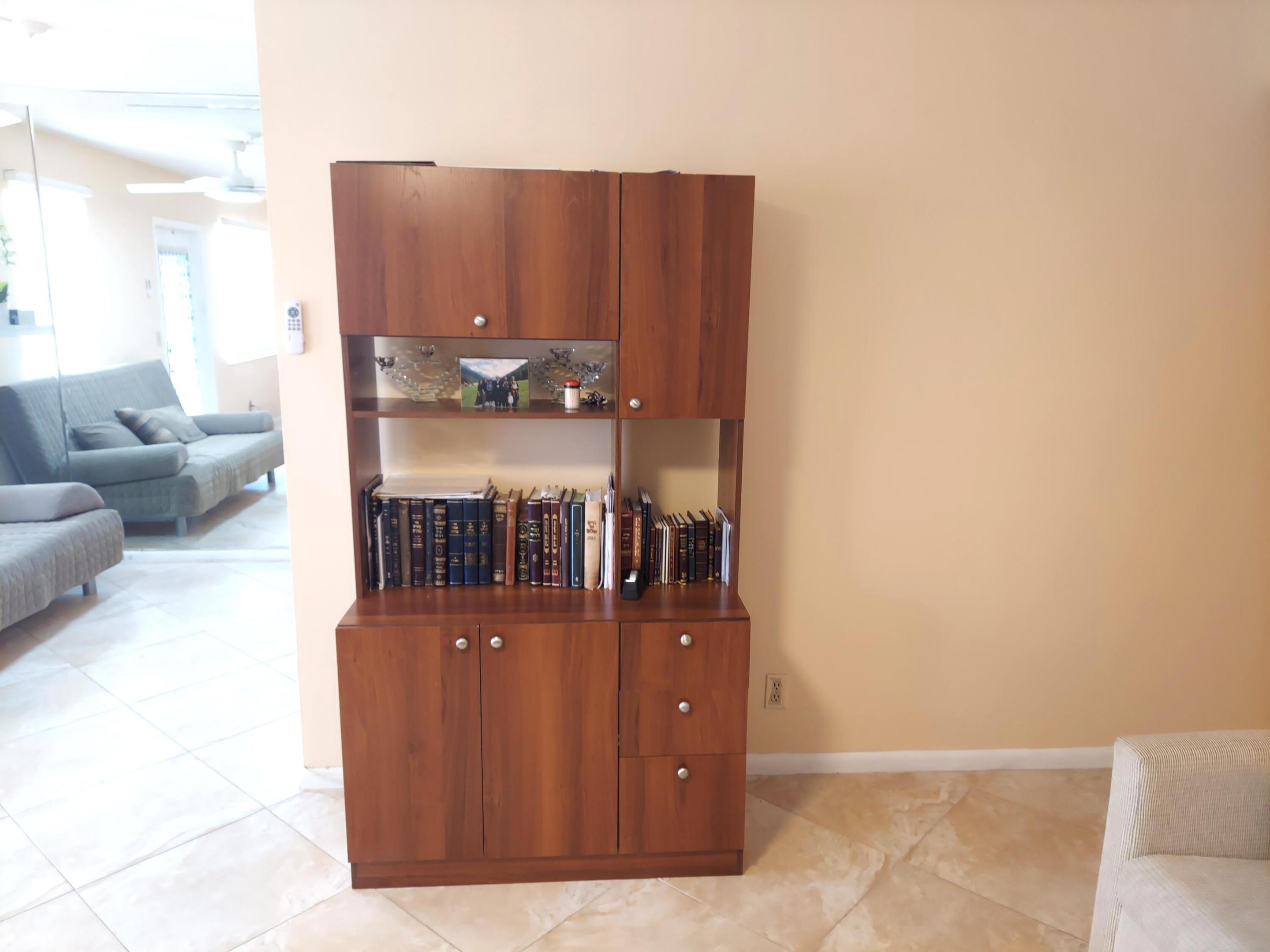 ASHBY D CONDO - Residential