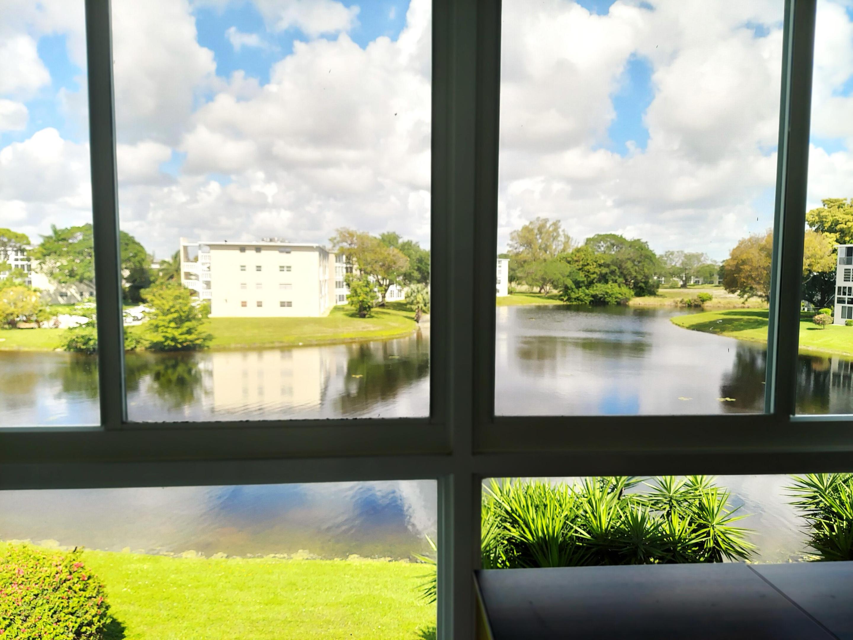 ASHBY D CONDO - Residential