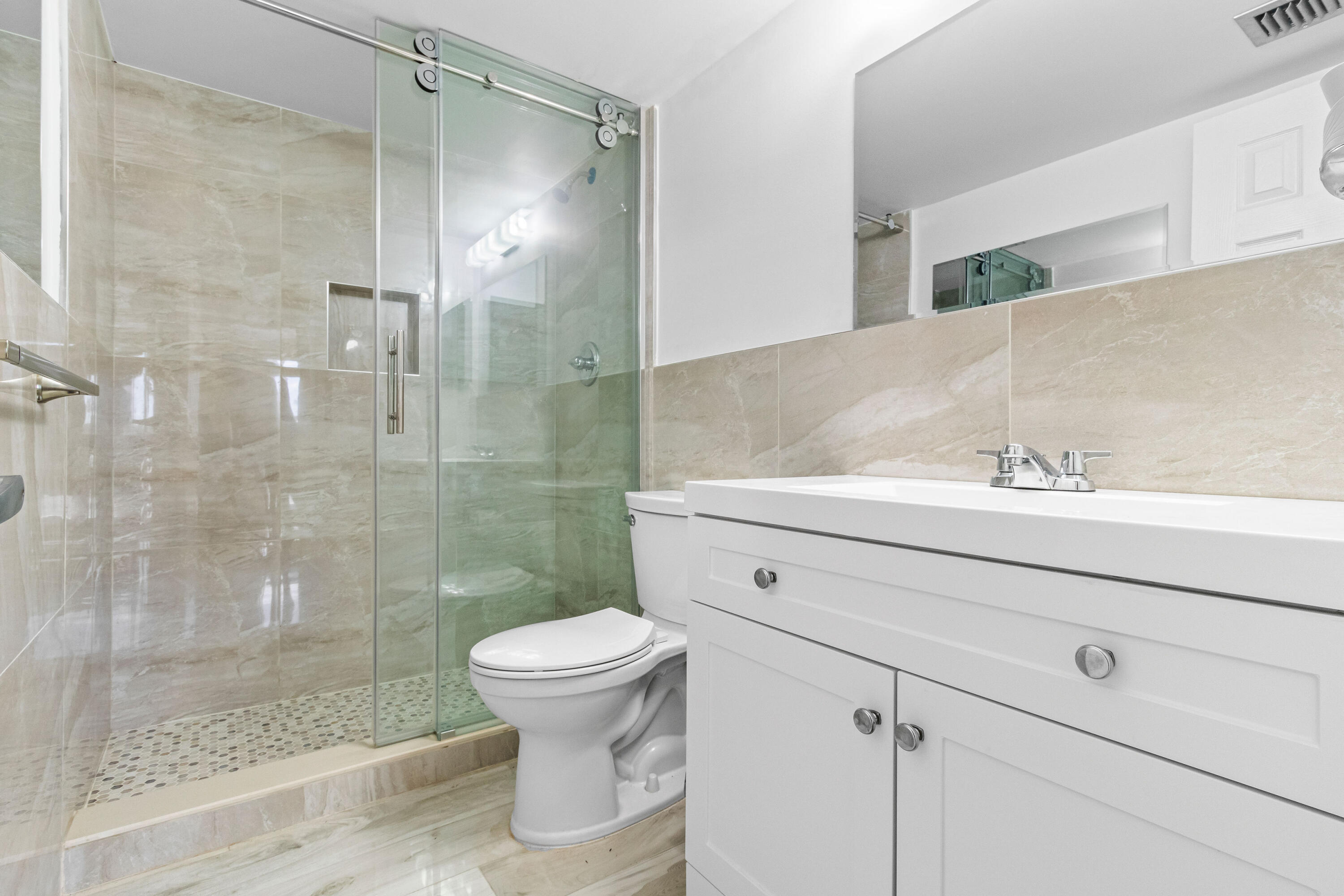 Horizon East Condo - Residential