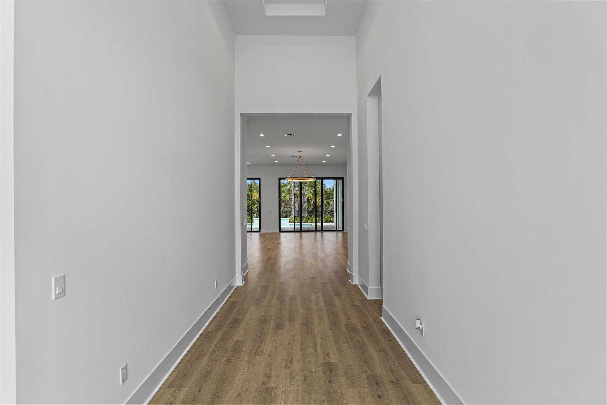 13286 ARTISAN CIRCLE