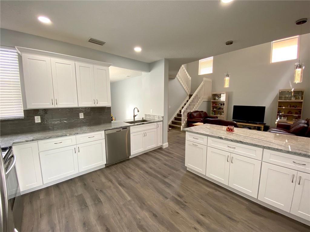 KENSINGTON SOUTH - Residential