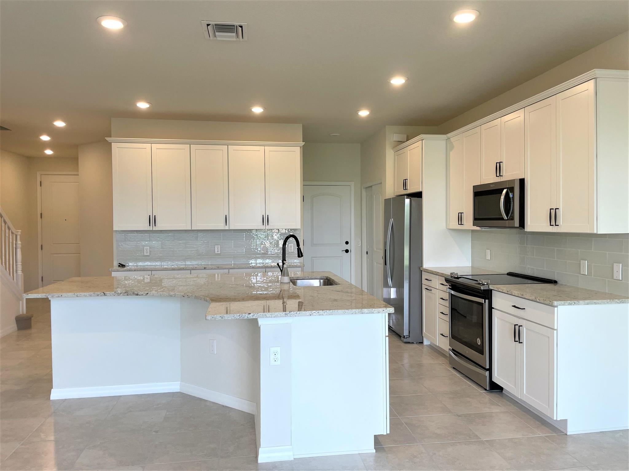 FIELDS AT GULFSTREAM POLO - Residential Lease