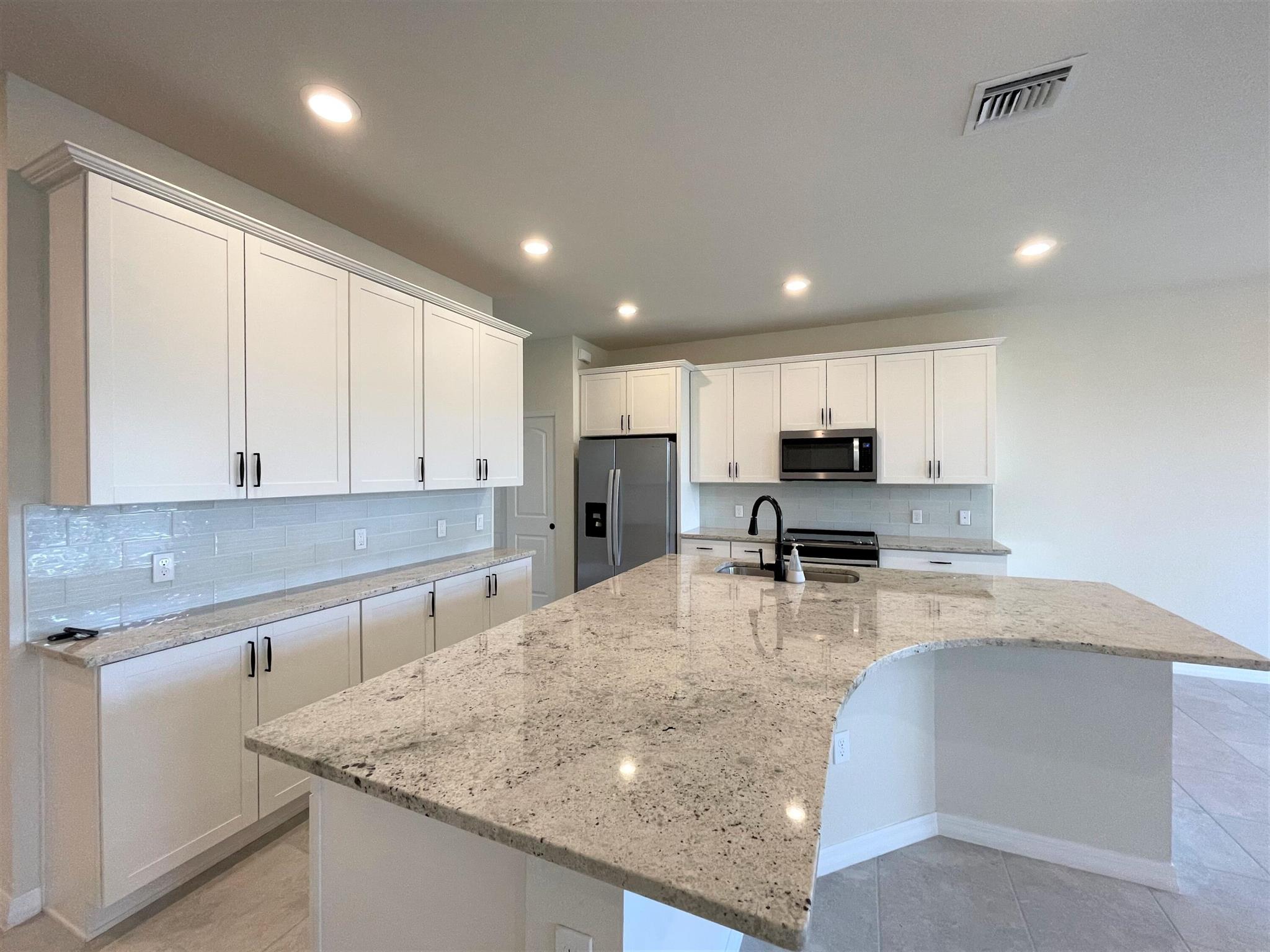 FIELDS AT GULFSTREAM POLO - Residential Lease