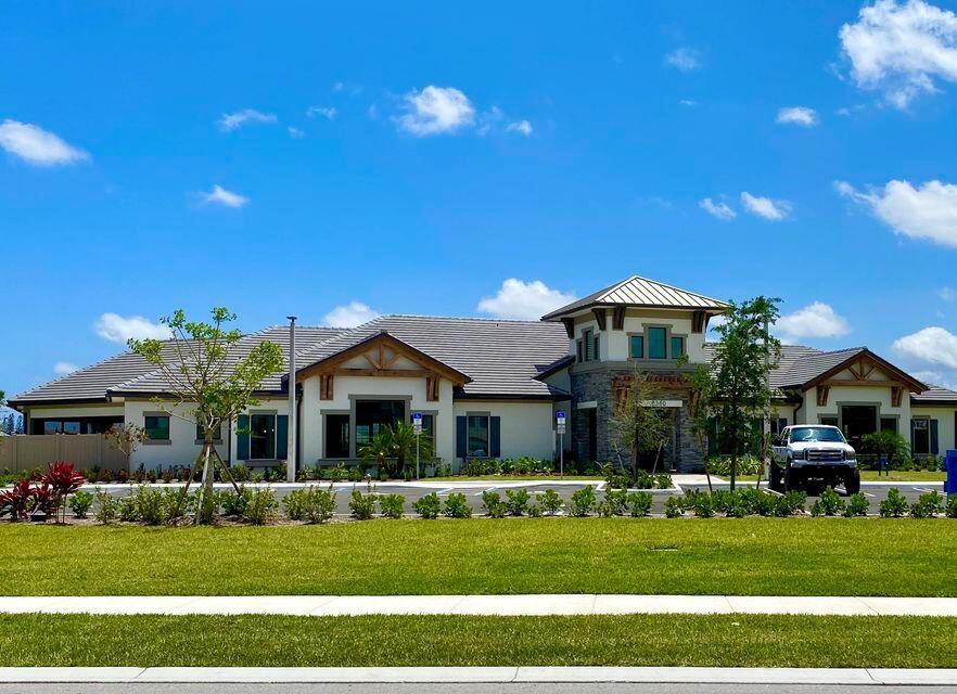 FIELDS AT GULFSTREAM POLO - Residential Lease