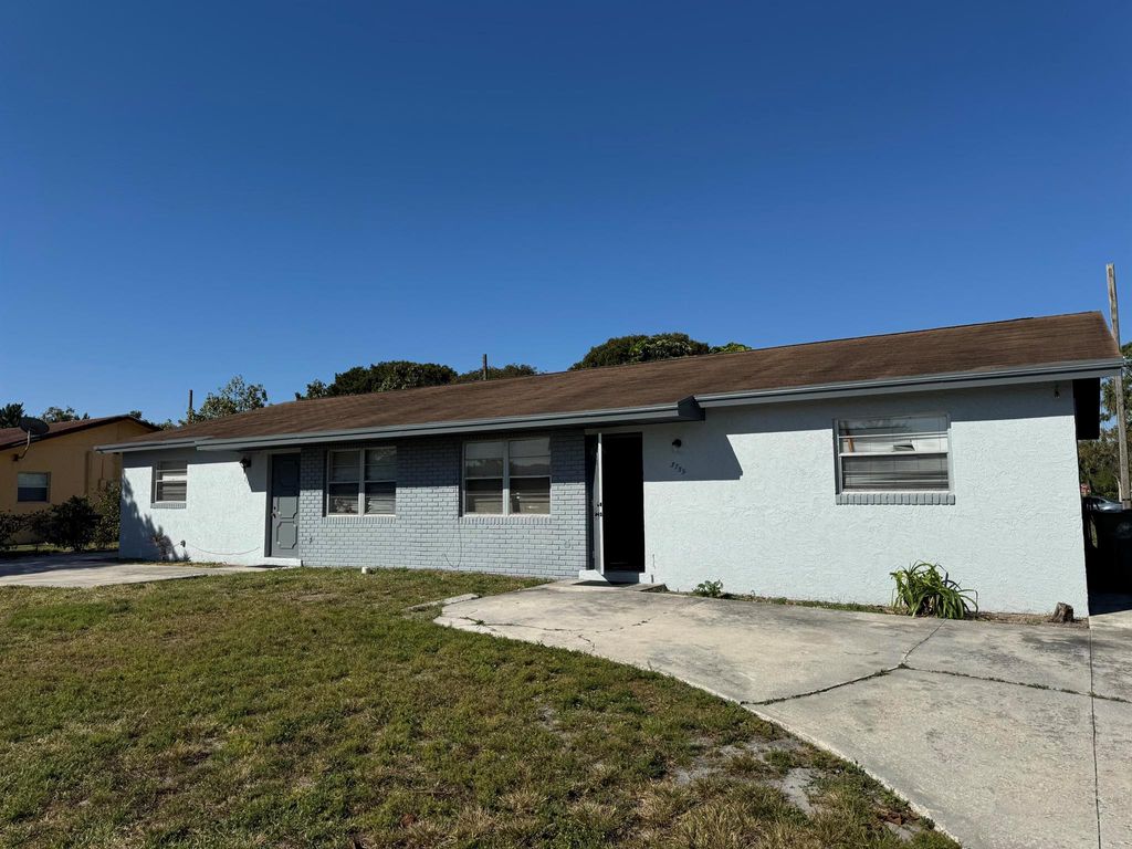 Photo of 3759 42nd Avenue S, Palm Springs, FL 33461 (MLS # R11071579)